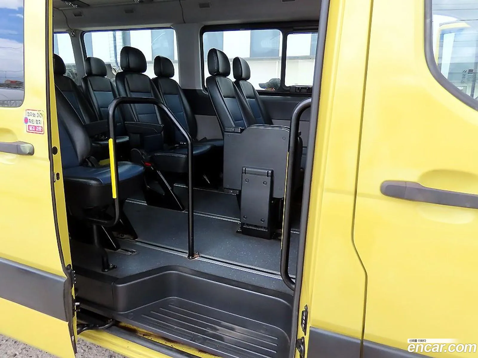 Hyundai Solati 2015 — 11