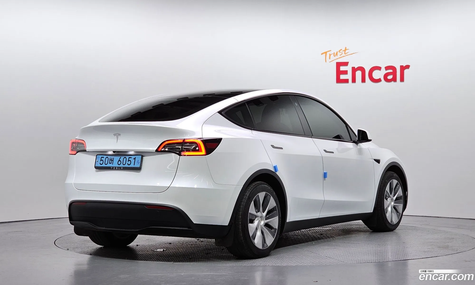 Tesla Model Y 2024 LRWYGCFS3RC415332 — 5