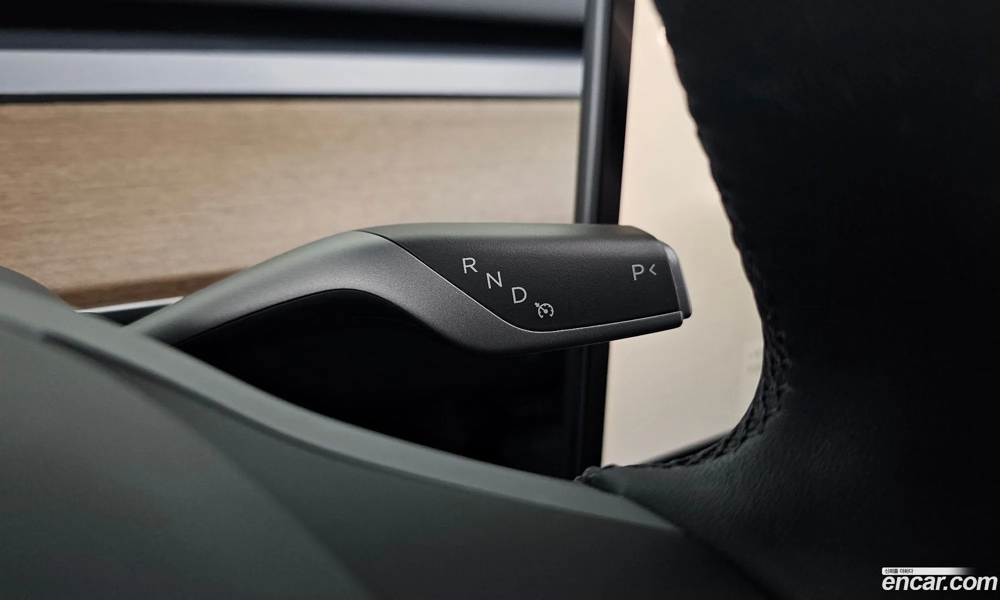 Tesla Model Y 2024 LRWYGCFS3RC415332 — 13