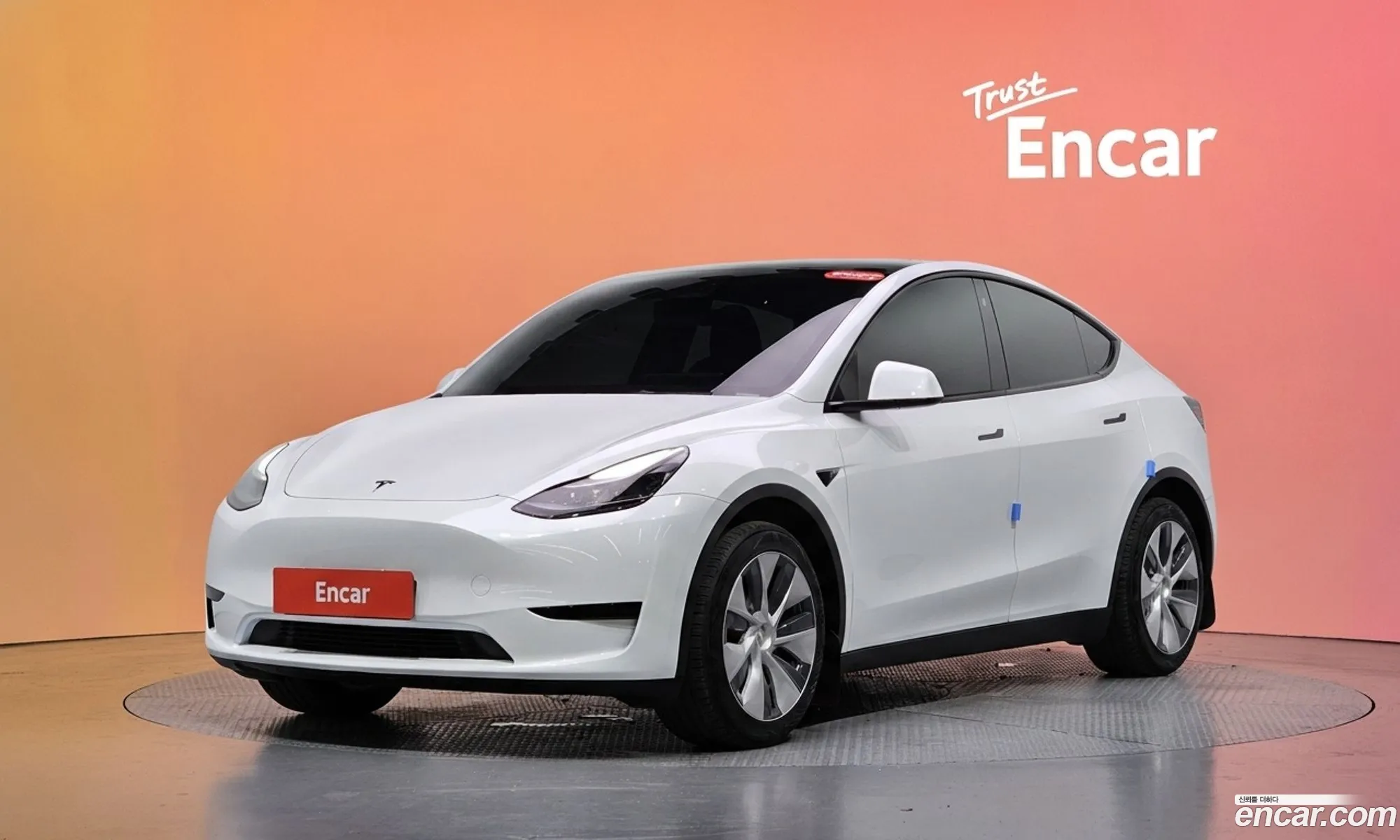 Tesla Model Y 2024 LRWYGCFS3RC415332 — 18