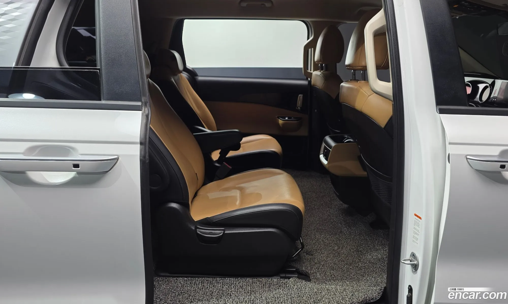 Kia Carnival 2022 KNANB81BBNS184221 — 15
