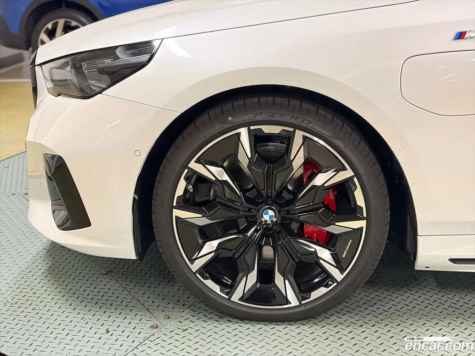 BMW 5 Series 2025 — 5