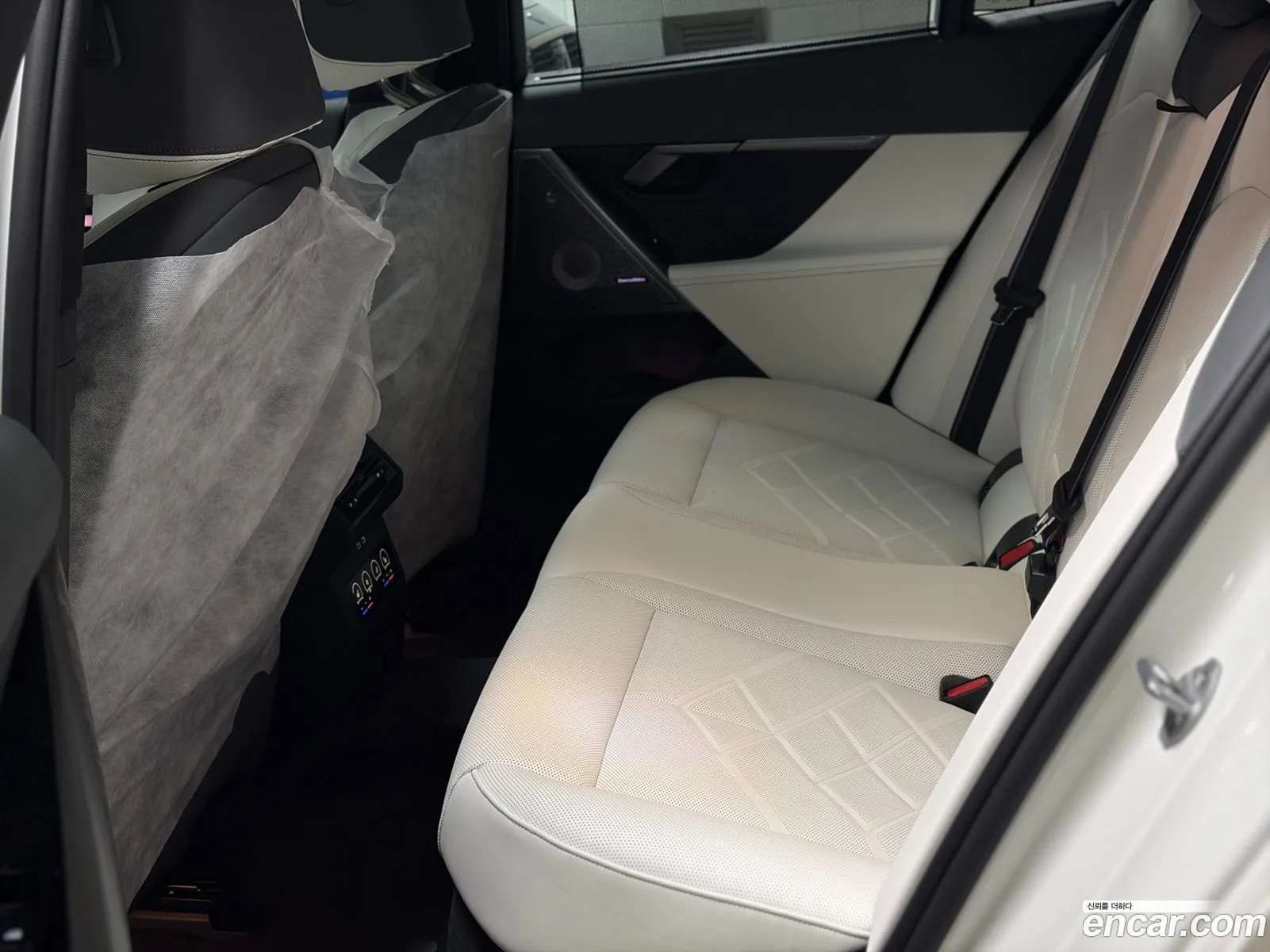 BMW 5 Series 2025 — 9