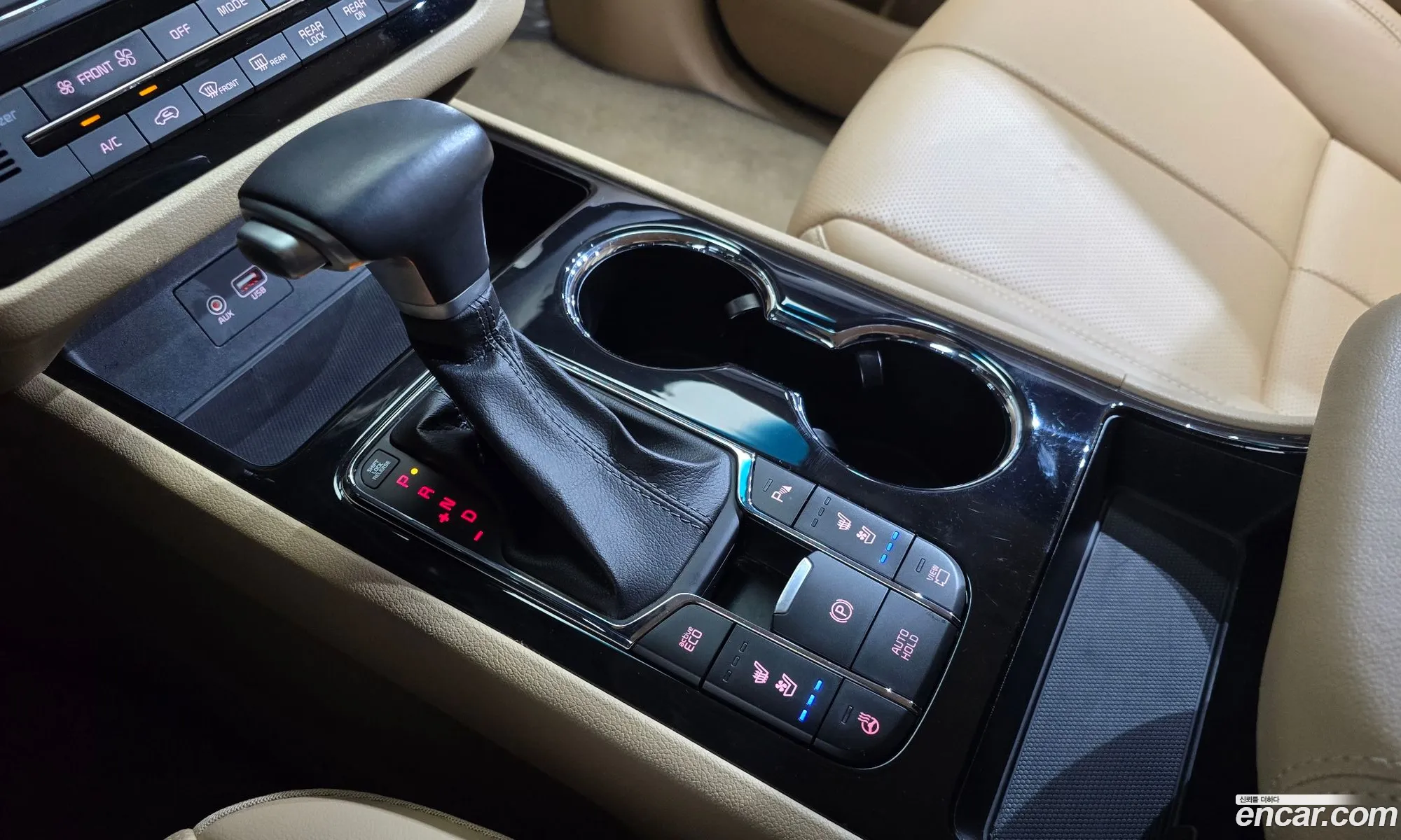Kia Carnival 2020 — 29