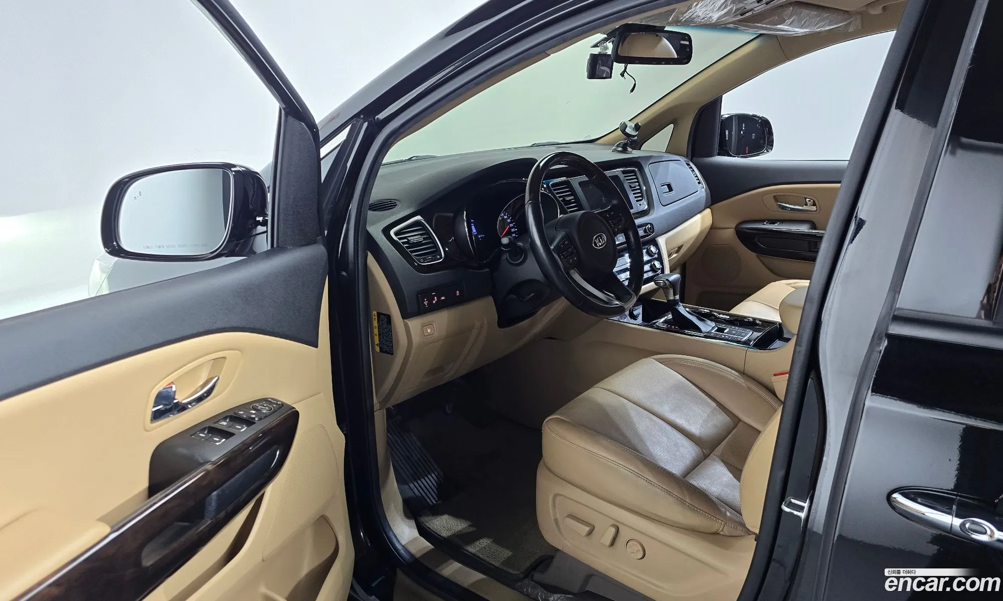 Kia Carnival 2020 — 11
