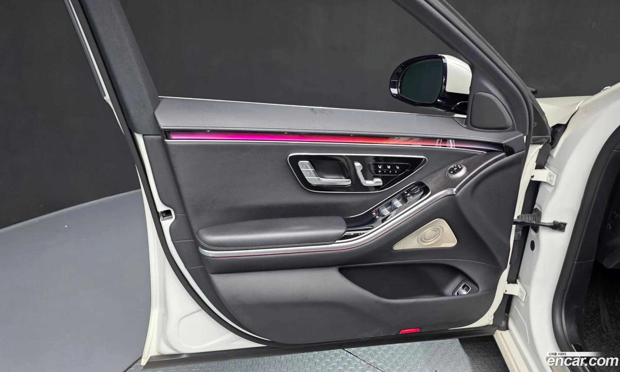 Mercedes-Benz S-Class W223 2021 — 33