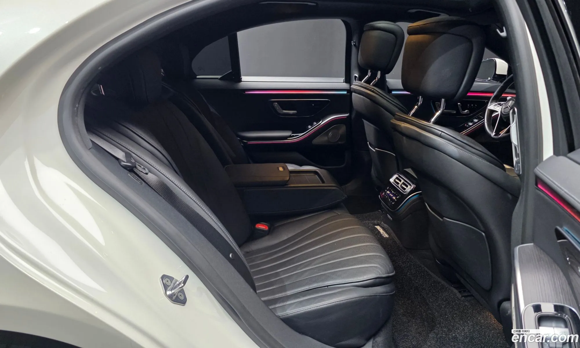 Mercedes-Benz S-Class W223 2021 — 23