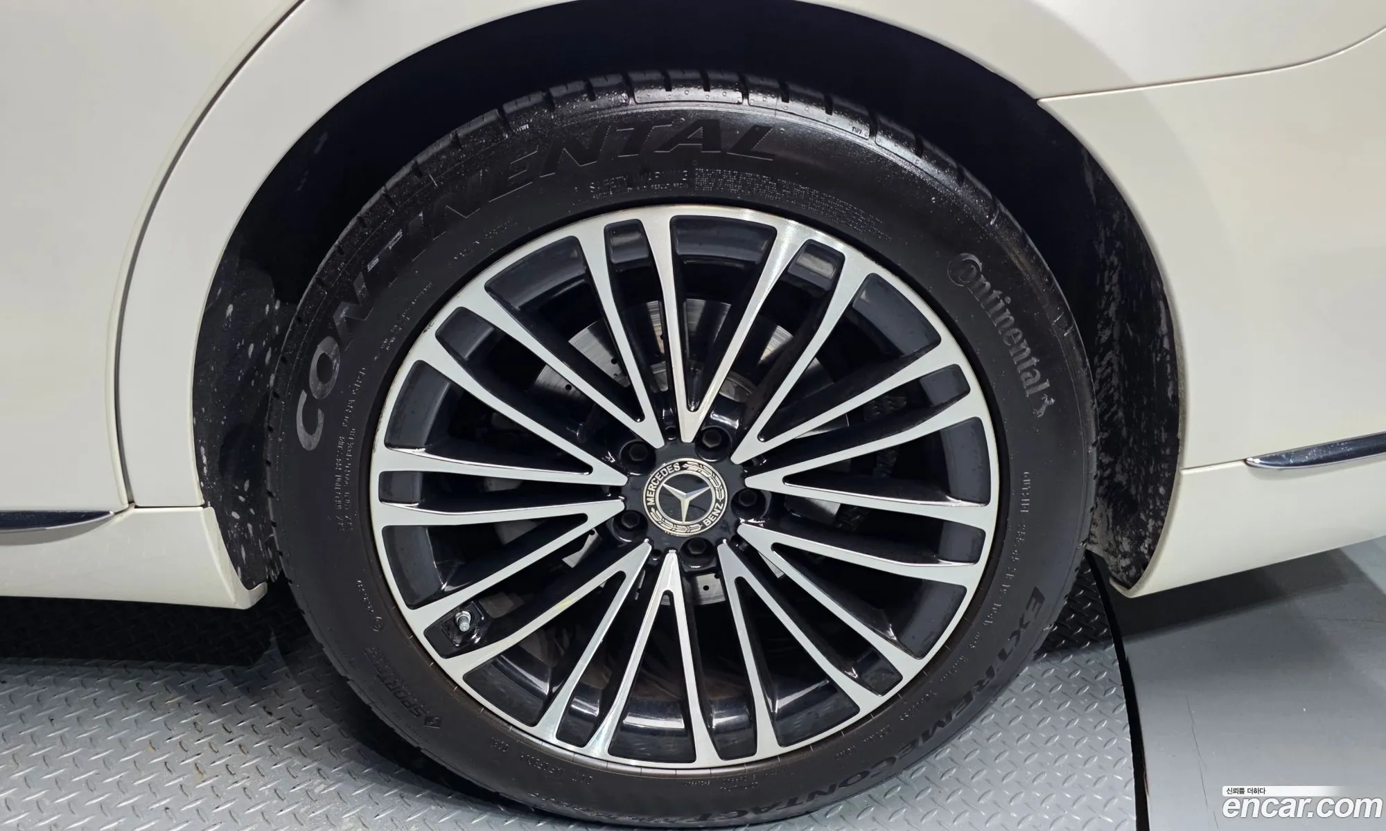 Mercedes-Benz S-Class W223 2021 — 24
