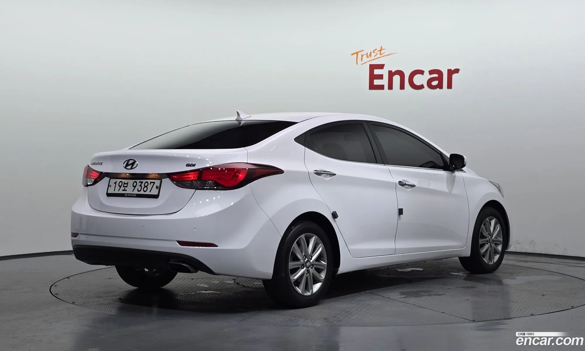 Hyundai Elantra 2014 — 2