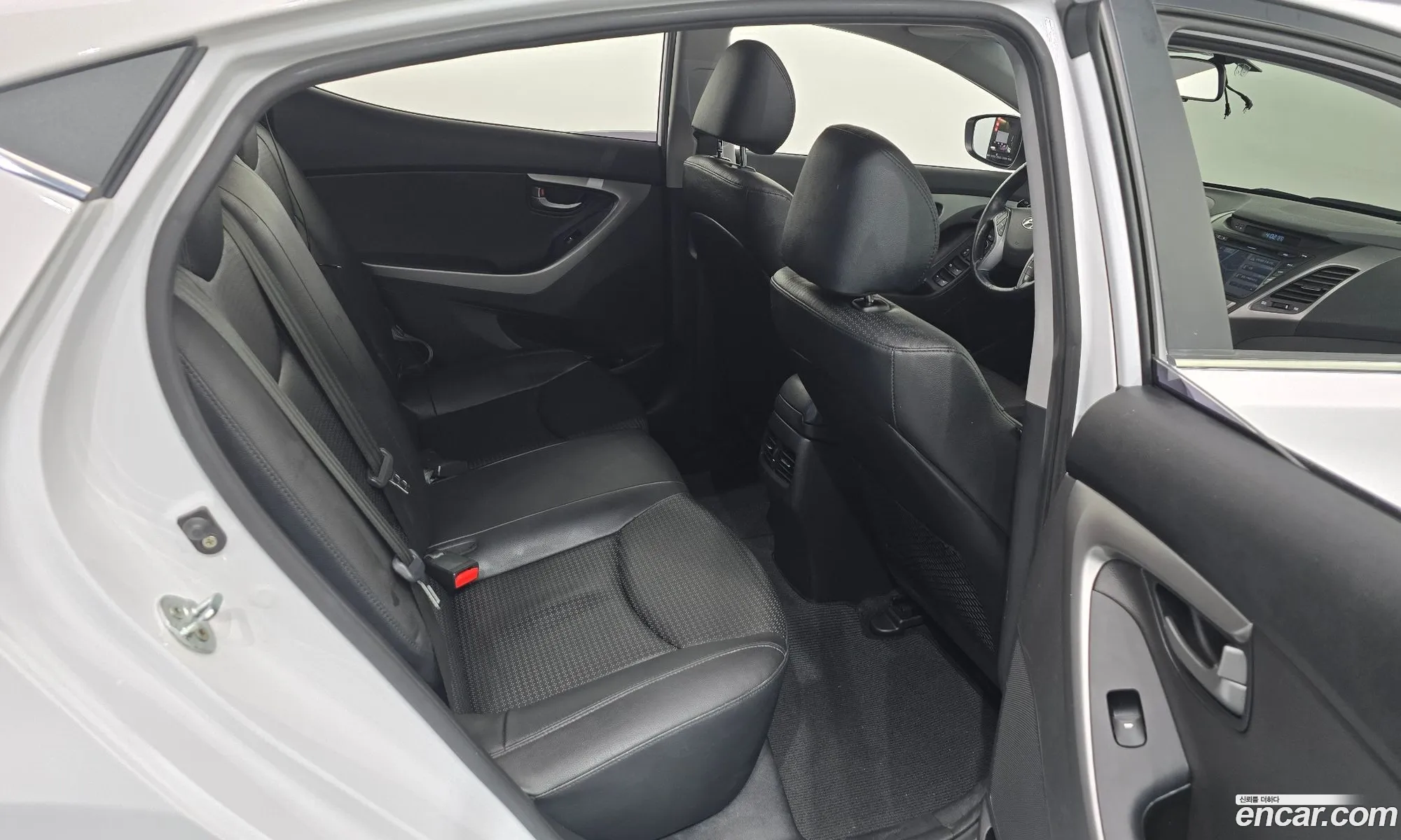 Hyundai Elantra 2014 — 18