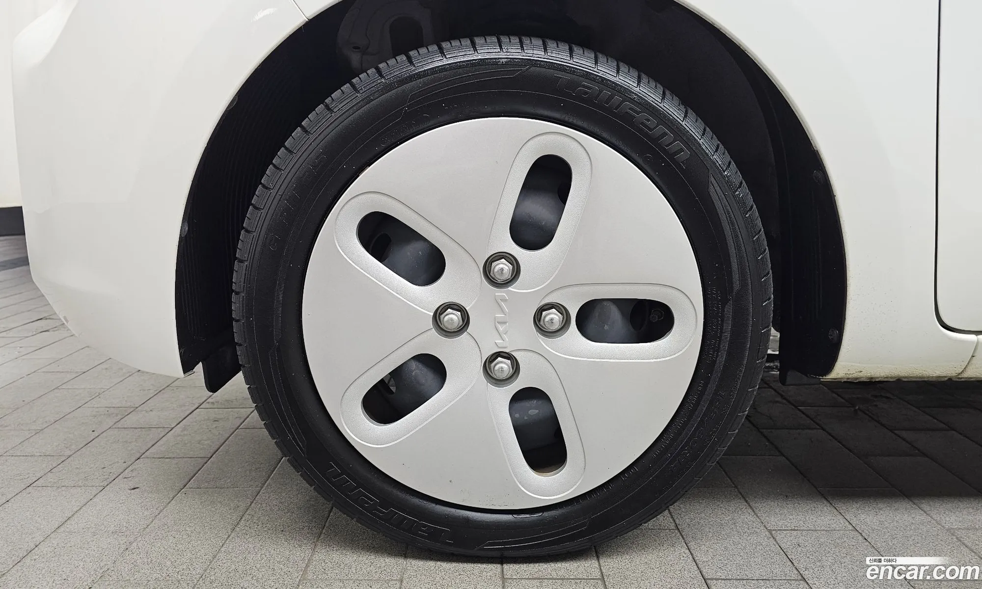 Kia Ray 2022 KNACF911BNT293052 — 4