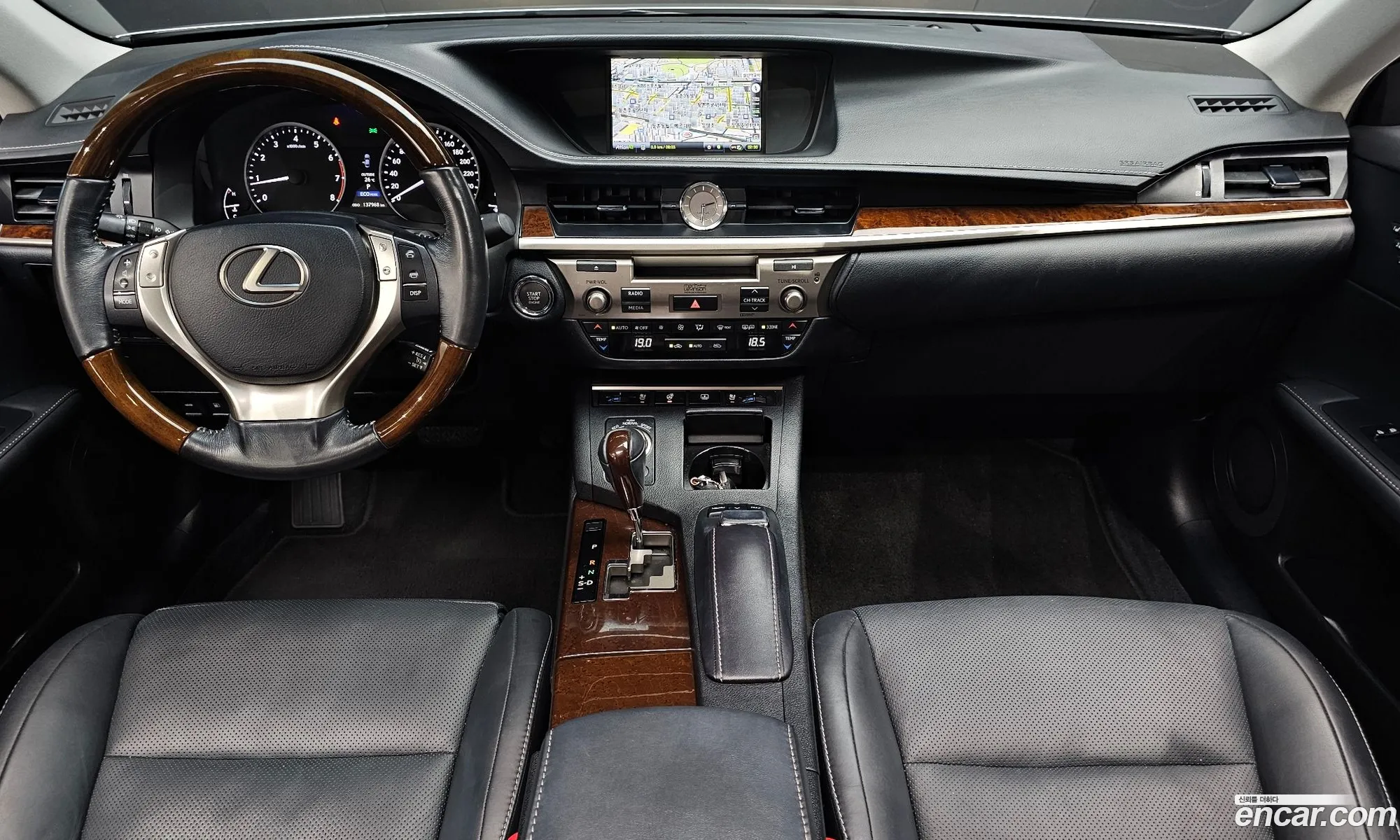 Lexus ES350 2015 — 14