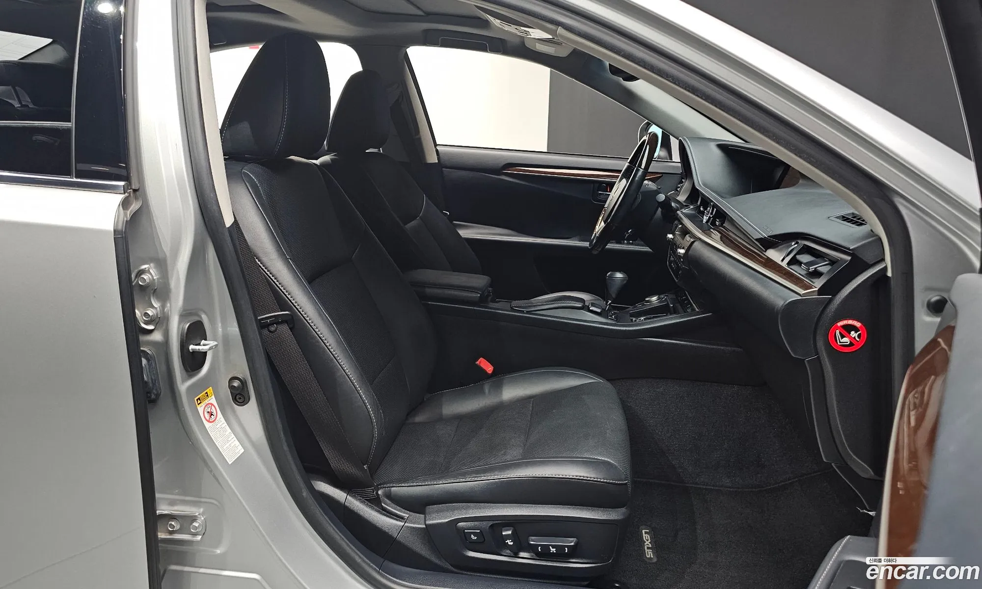 Lexus ES350 2015 — 2