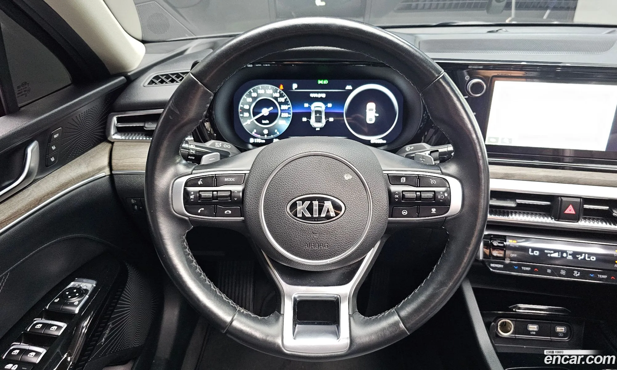 Kia K5 2020 KNAG541ABMA090494 — 14