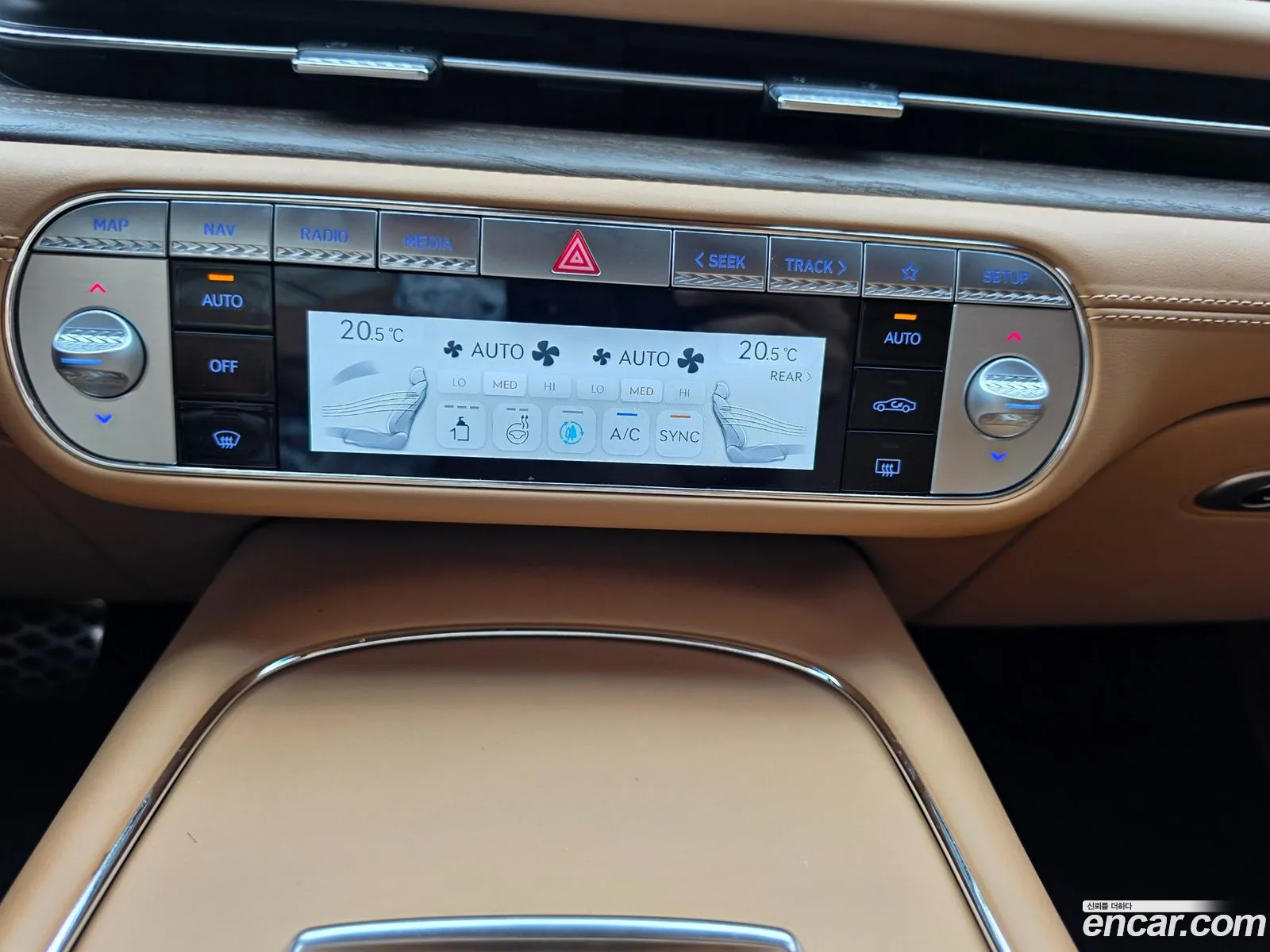 Genesis G90 2023 — 2