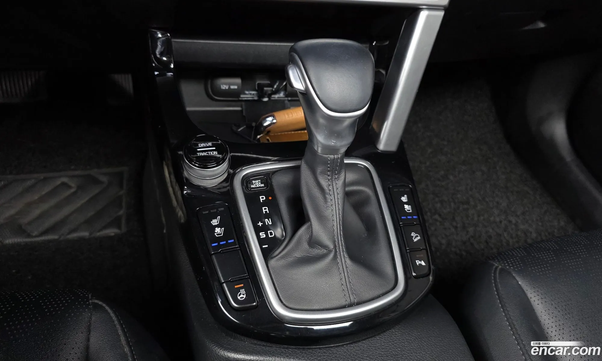 Kia Seltos 2020 KNAET812GLK091257 — 8