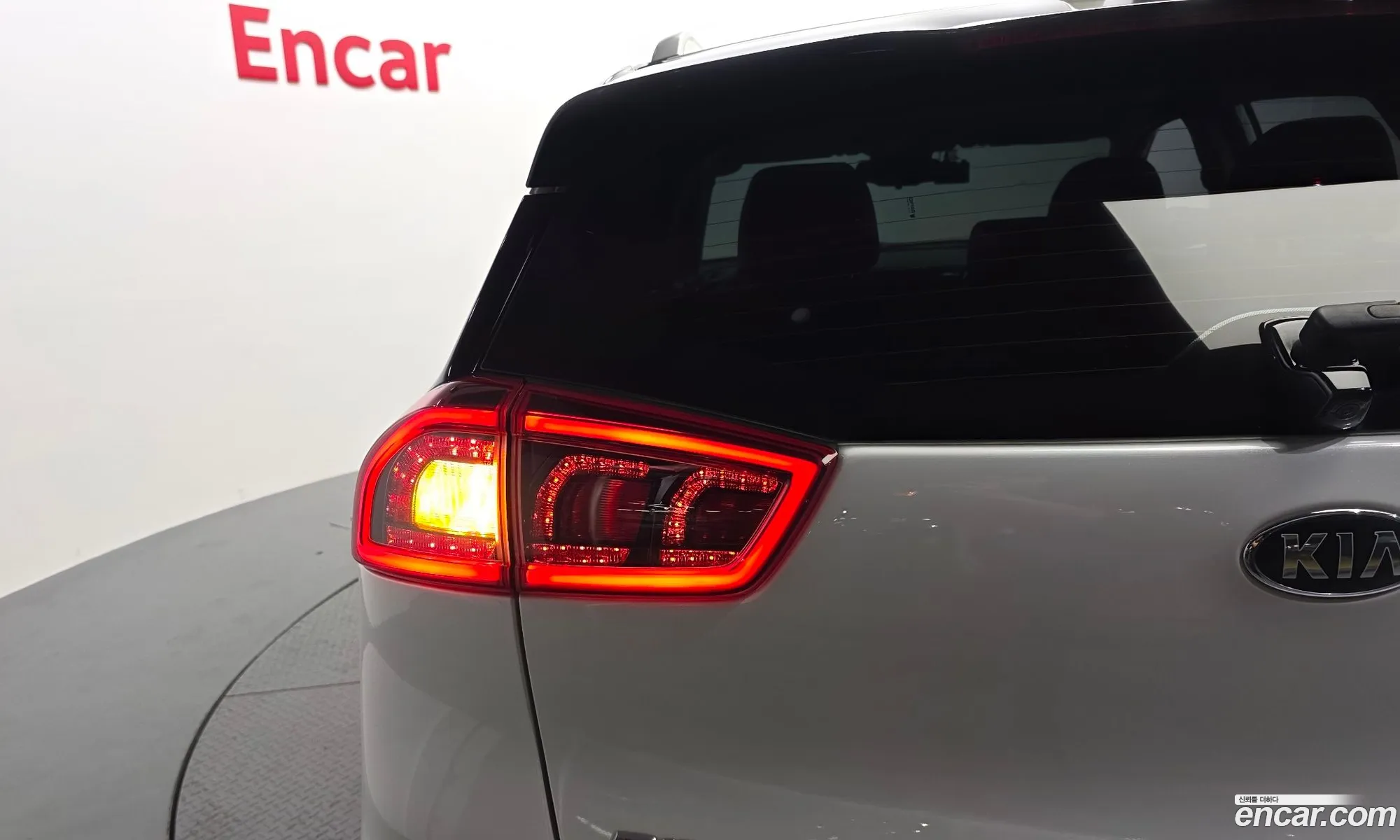 Kia Niro EV 2020 KNACB81GFLA038560 — 9