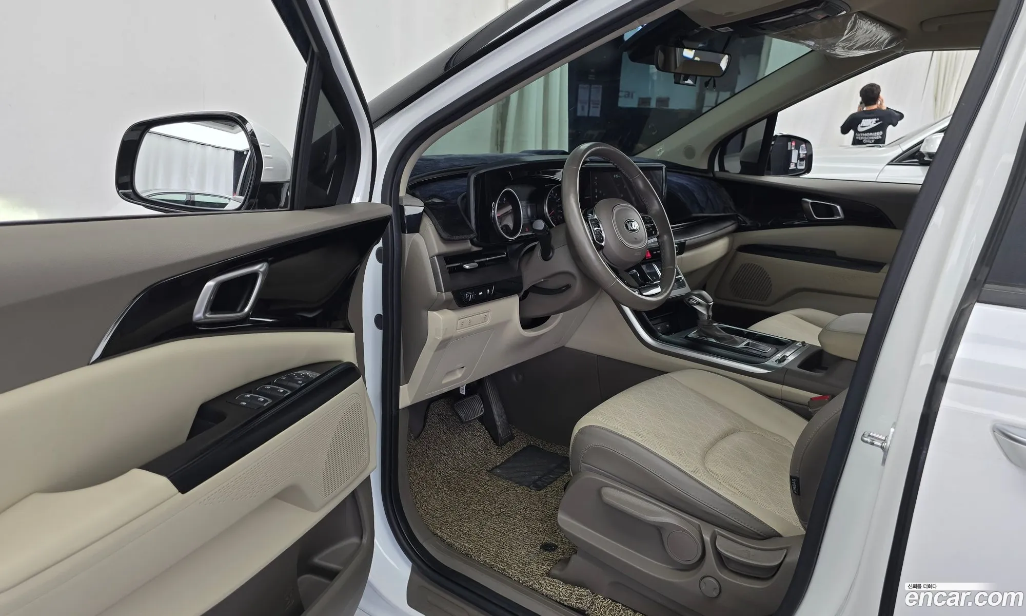 Kia Carnival 2021 KNANB81BBMS117396 — 9