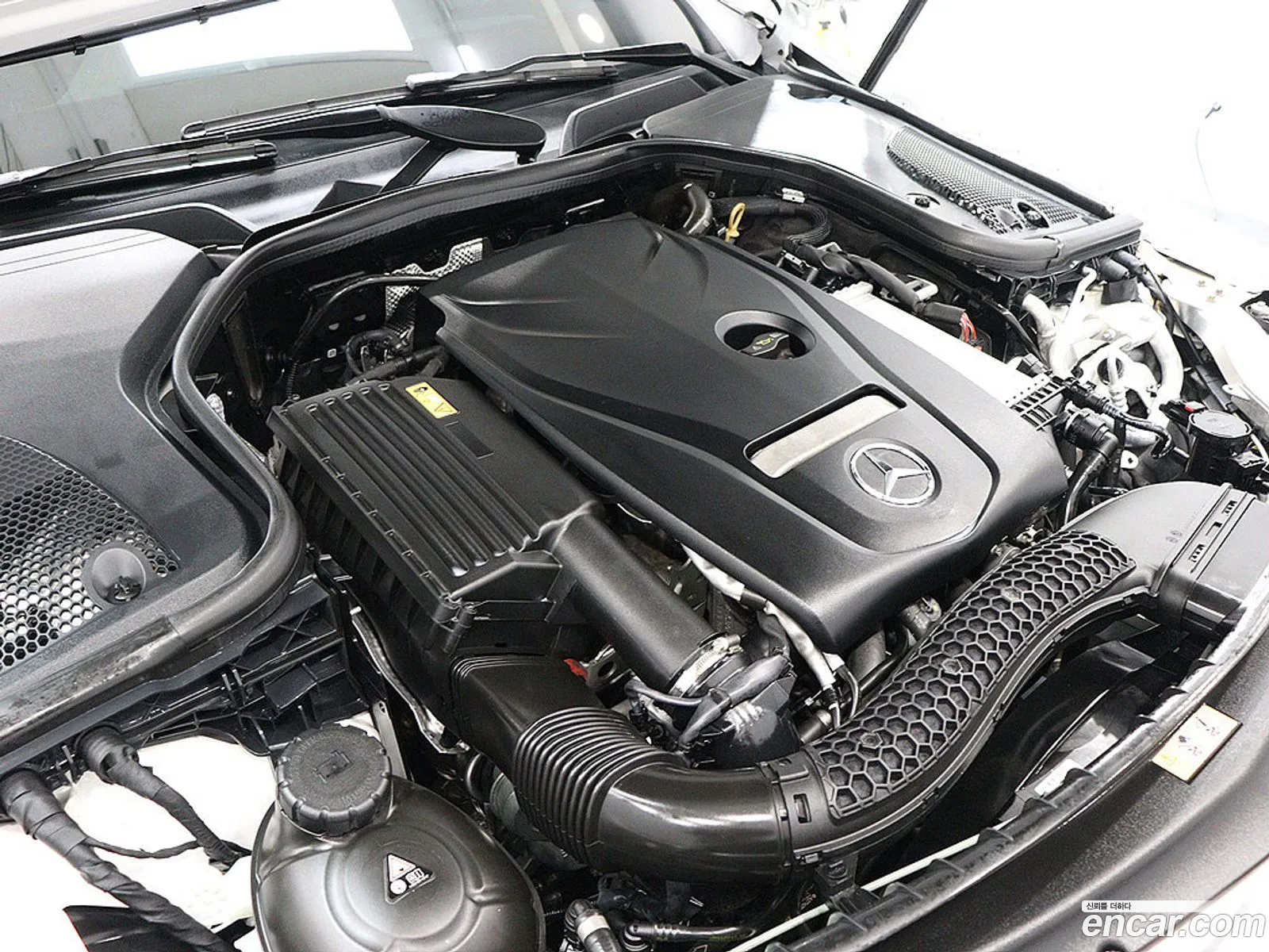 Mercedes-Benz E-Class W213 2021 — 19