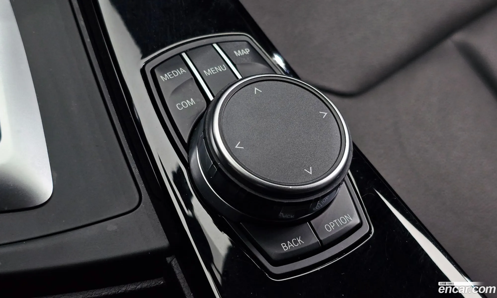 BMW 3 Series 2018 WBA8C5100JK736431 — 6