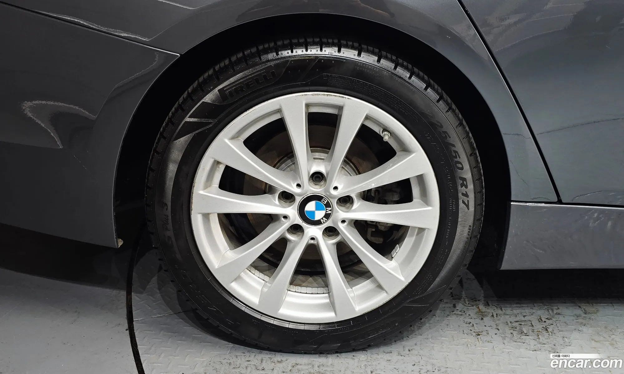 BMW 3 Series 2018 WBA8C5100JK736431 — 24