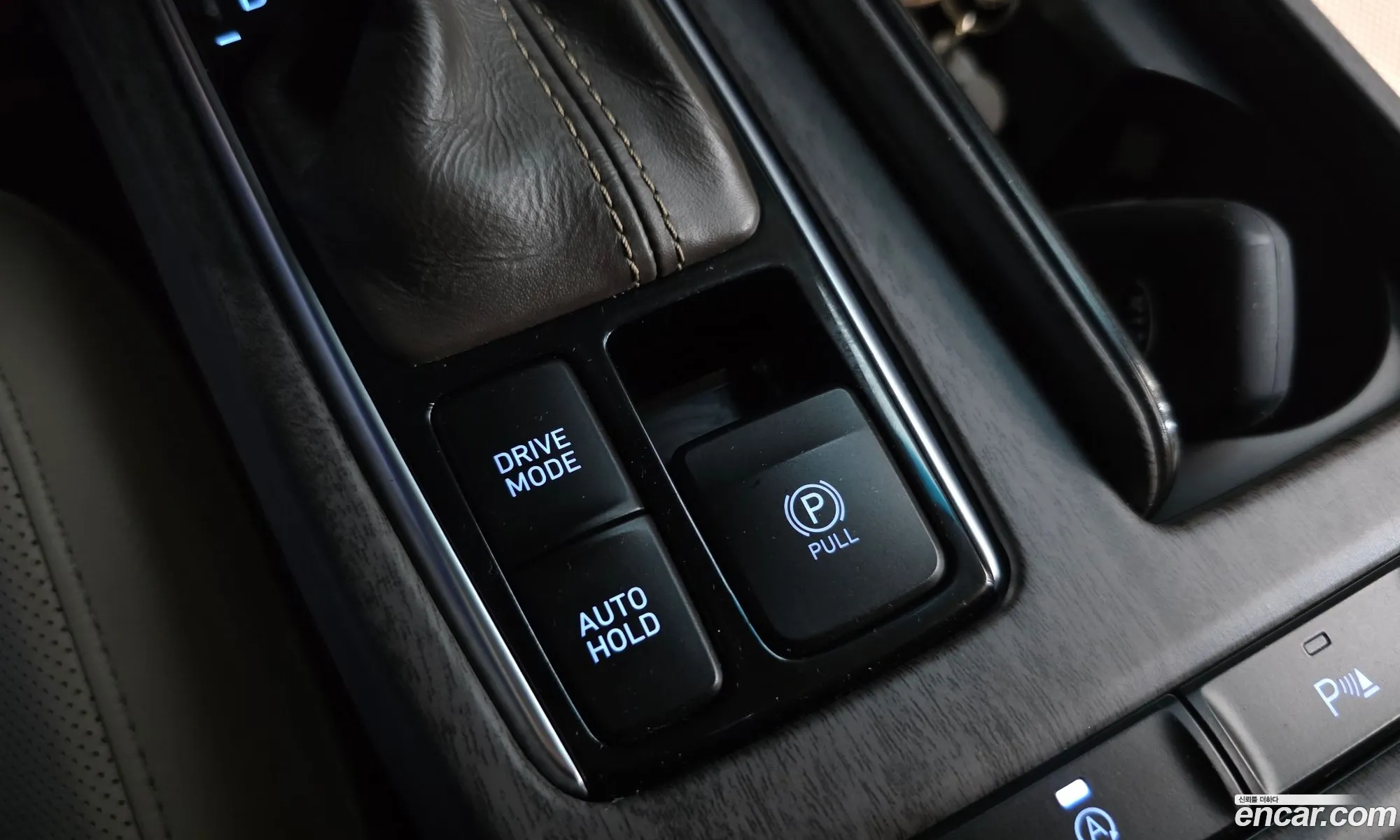 Hyundai Grandeur IG 2018 — 28