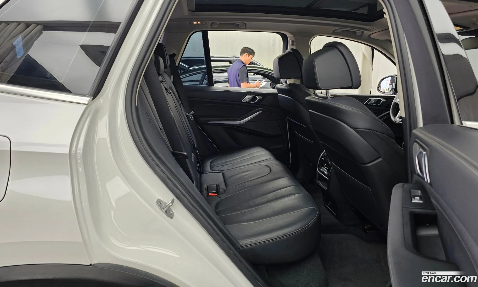 BMW X5 2021 WBATA6107M9G25296 — 7