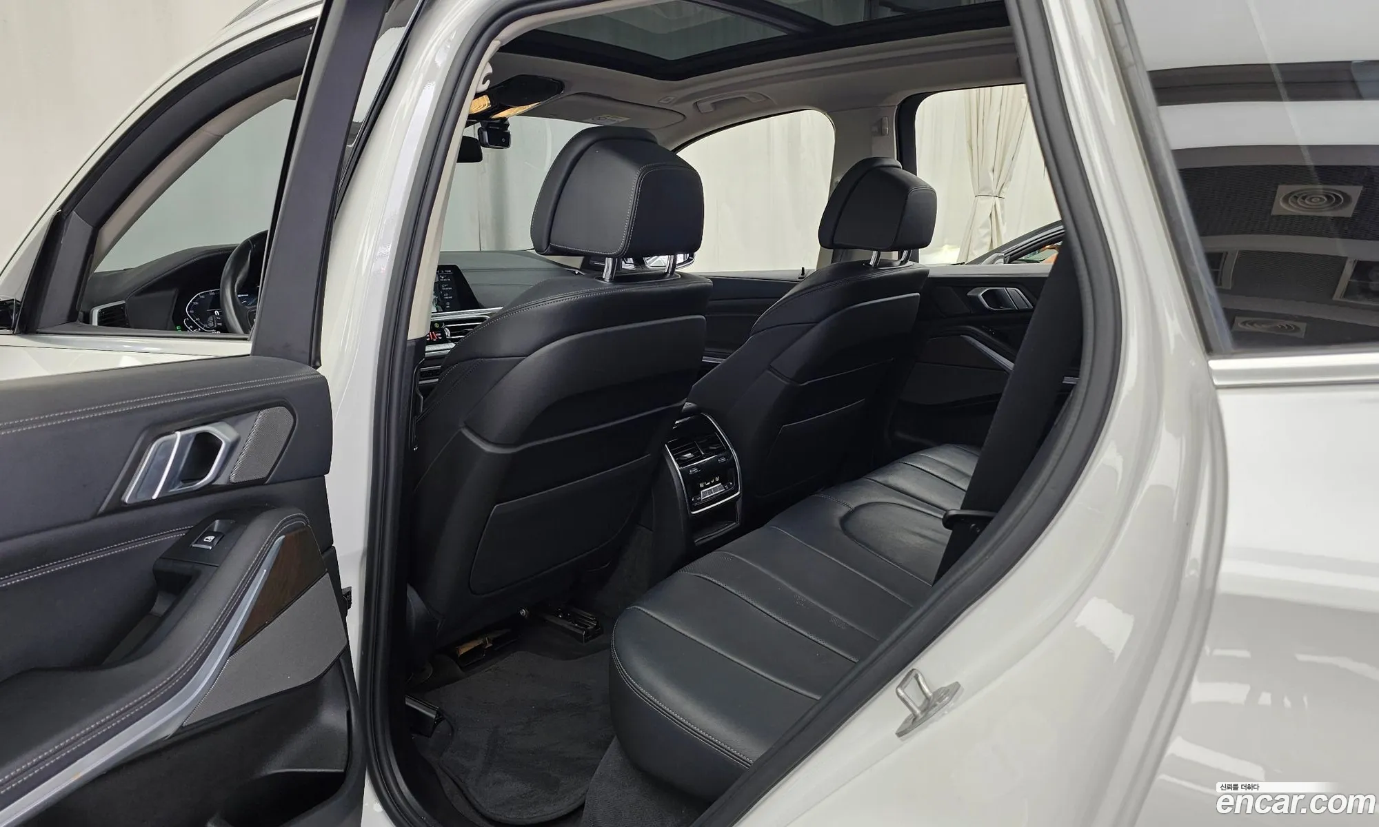 BMW X5 2021 WBATA6107M9G25296 — 15