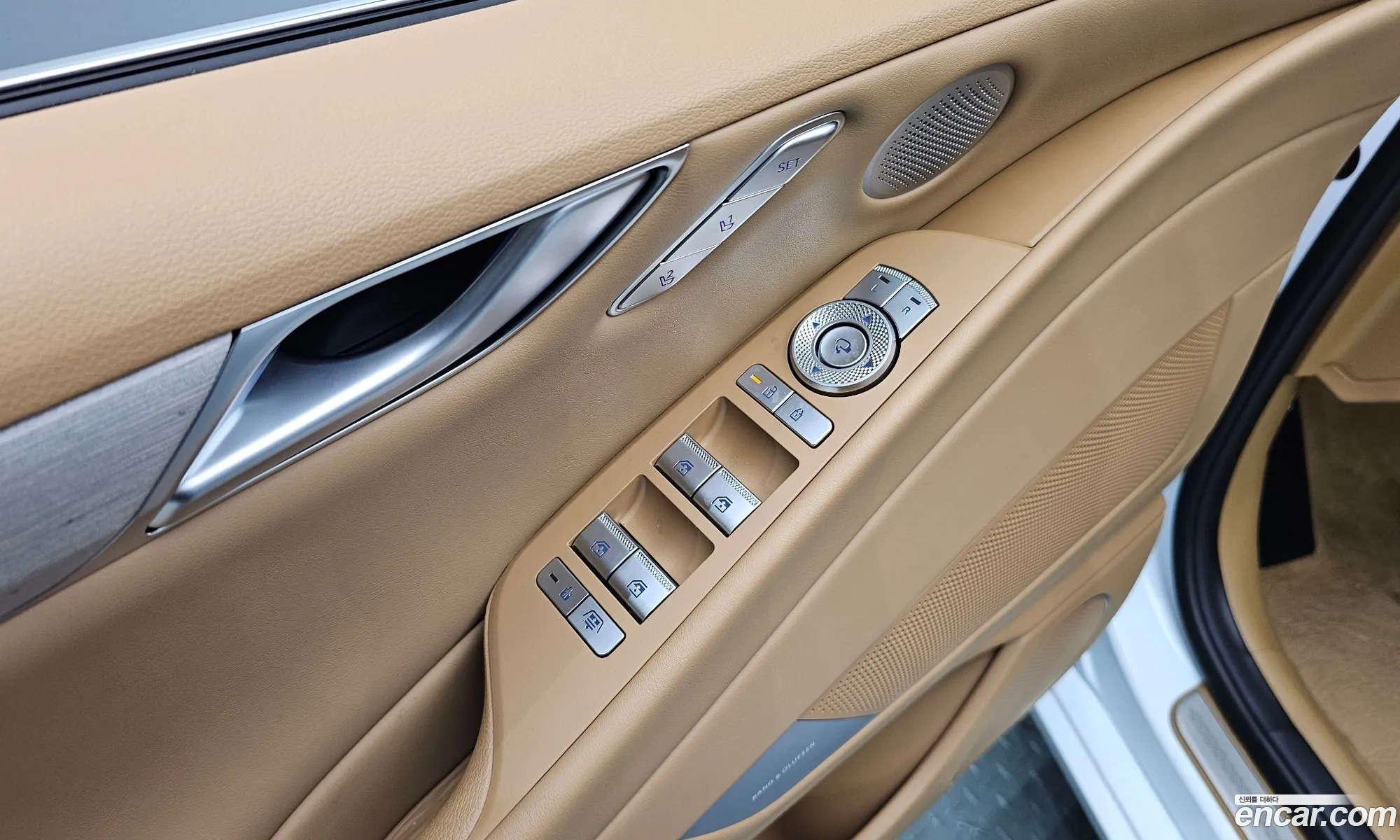 Genesis G80 2024 KMTGB41CDSU253285 — 10