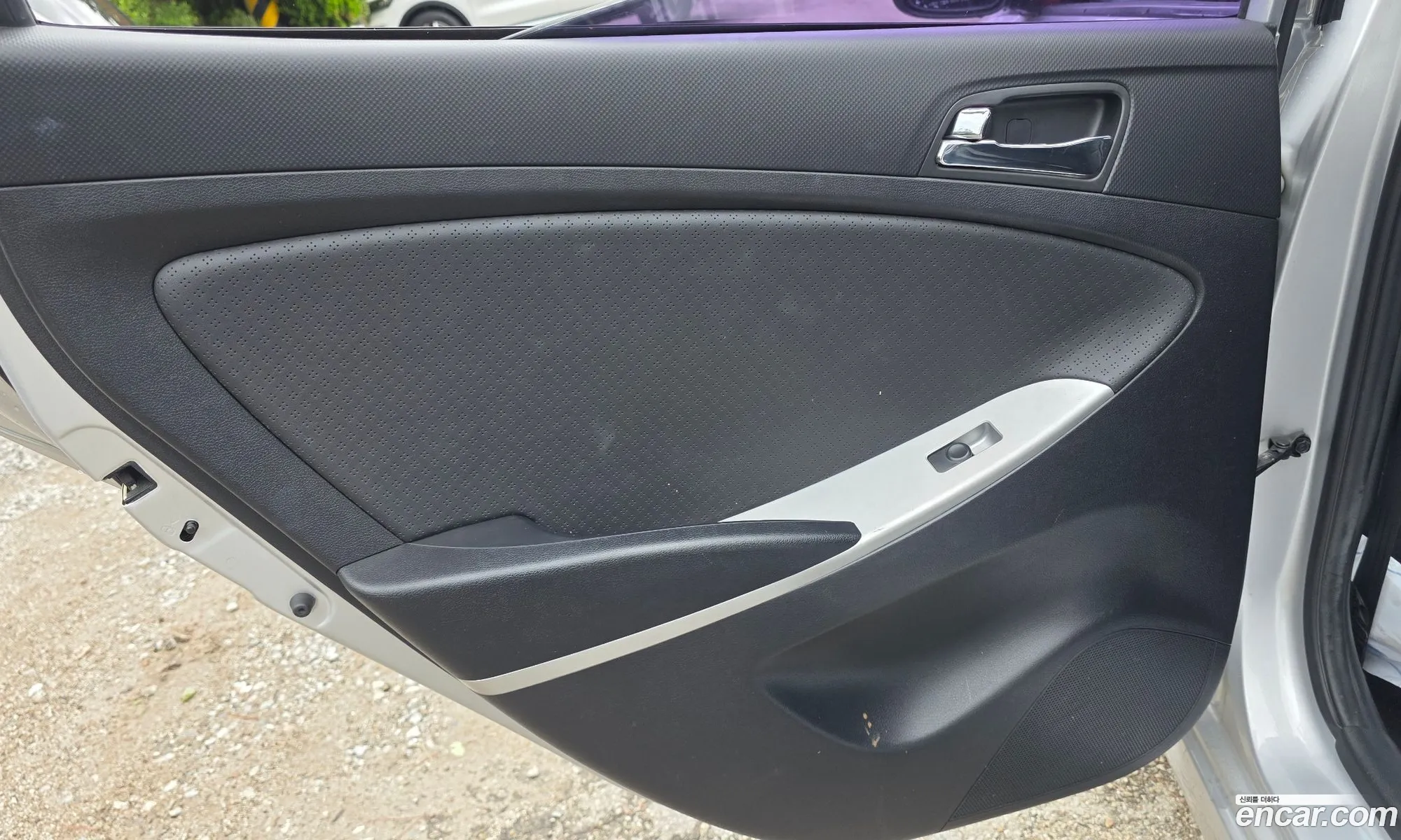 Hyundai Accent 2011 — 4