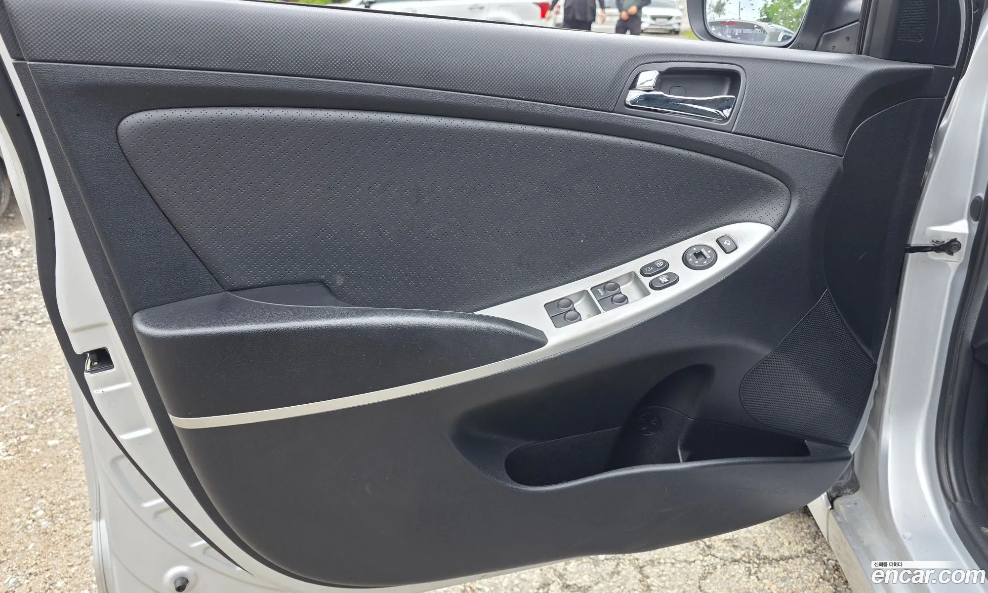 Hyundai Accent 2011 — 2