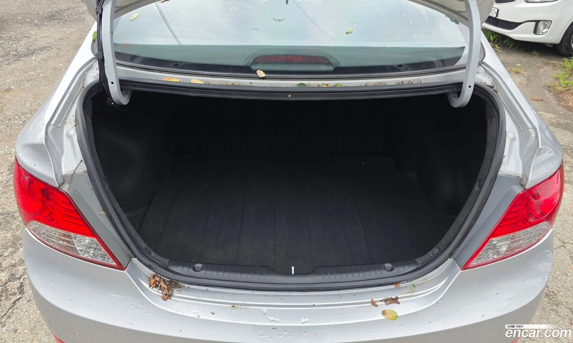 Hyundai Accent 2011 — 26