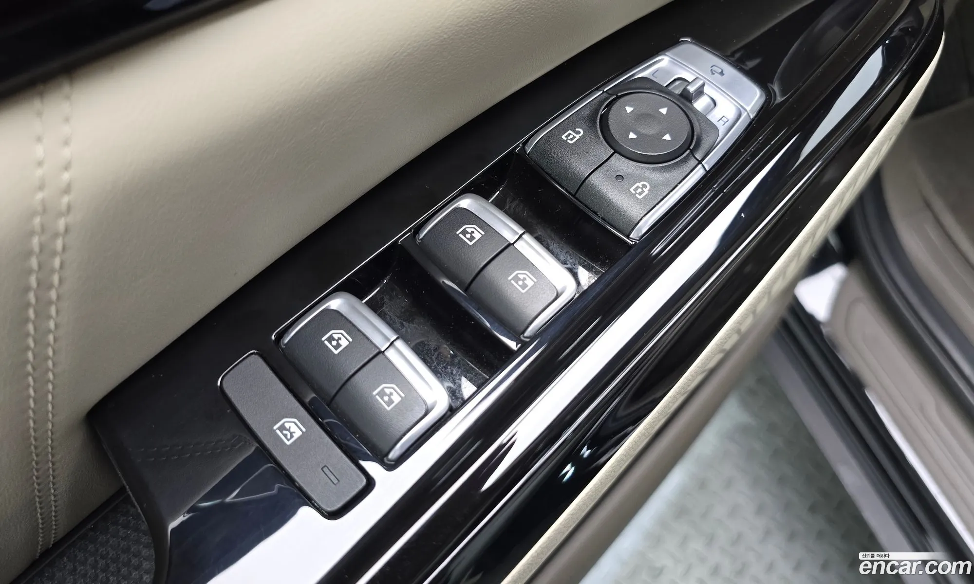 Kia Carnival 2022 KNANE81BBPS243399 — 11