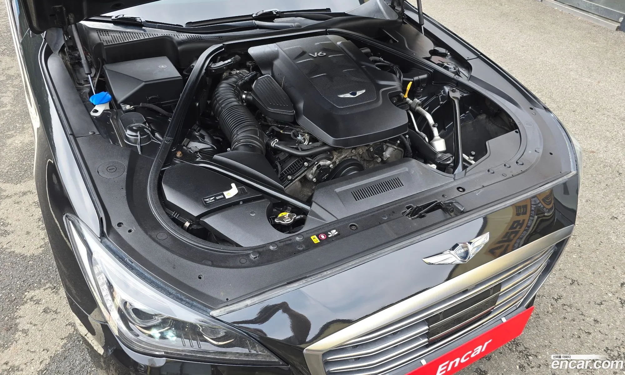 Genesis G80 2018 KMHGN41DDJU272404 — 3