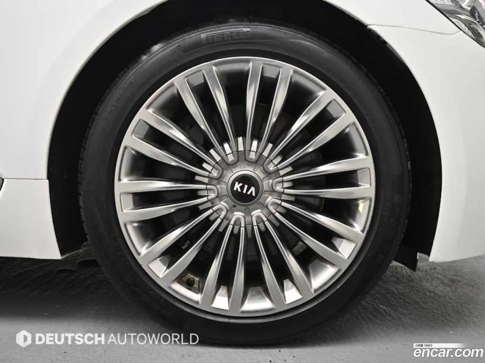 Kia The K9 2018 — 16