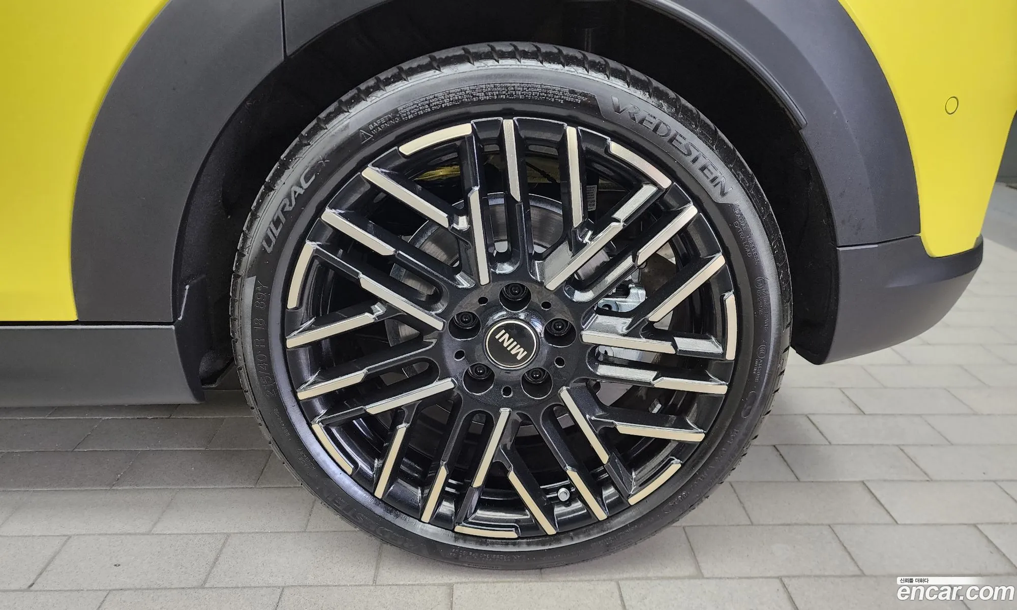 Mini Cooper S 2025 WMW51GD0XS2W58483 — 25