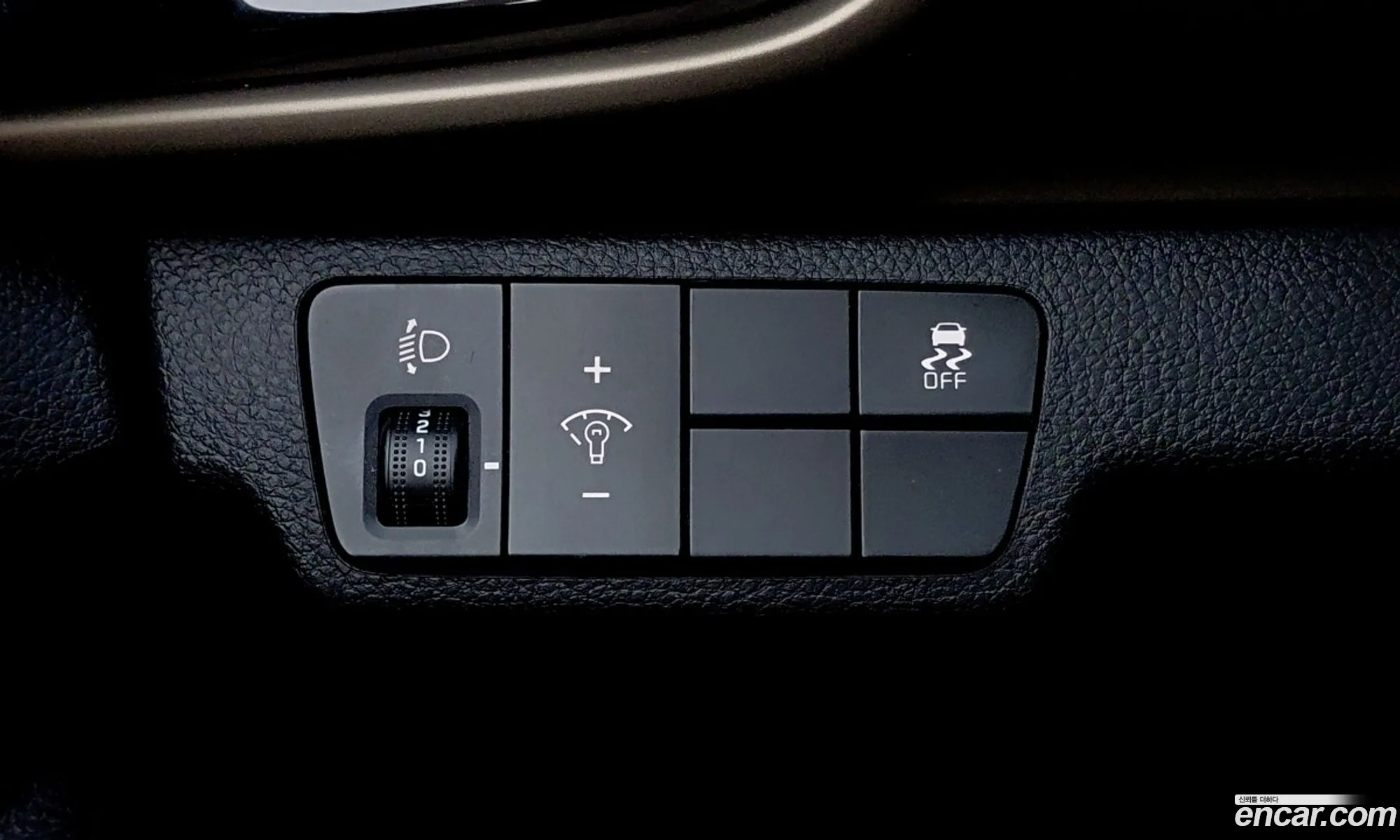 Kia Stonic 2019 — 19