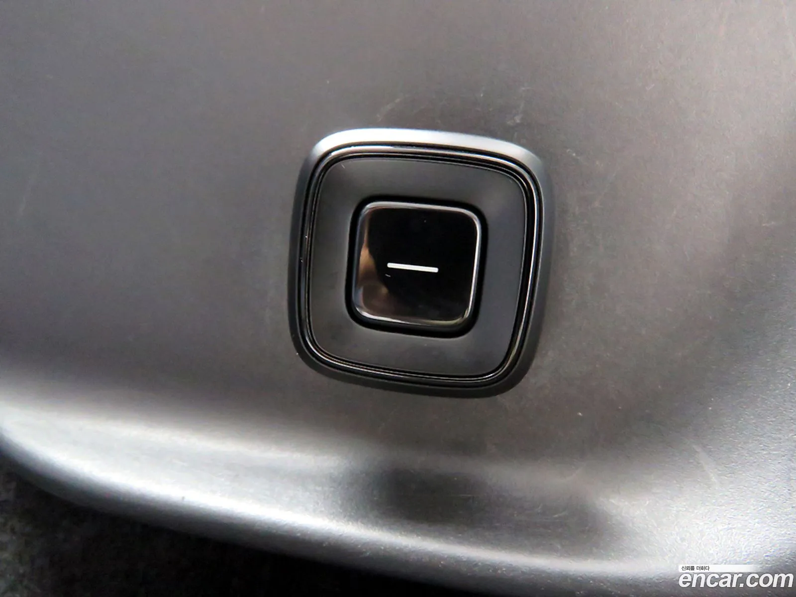 Volvo EX30 2025 — 16