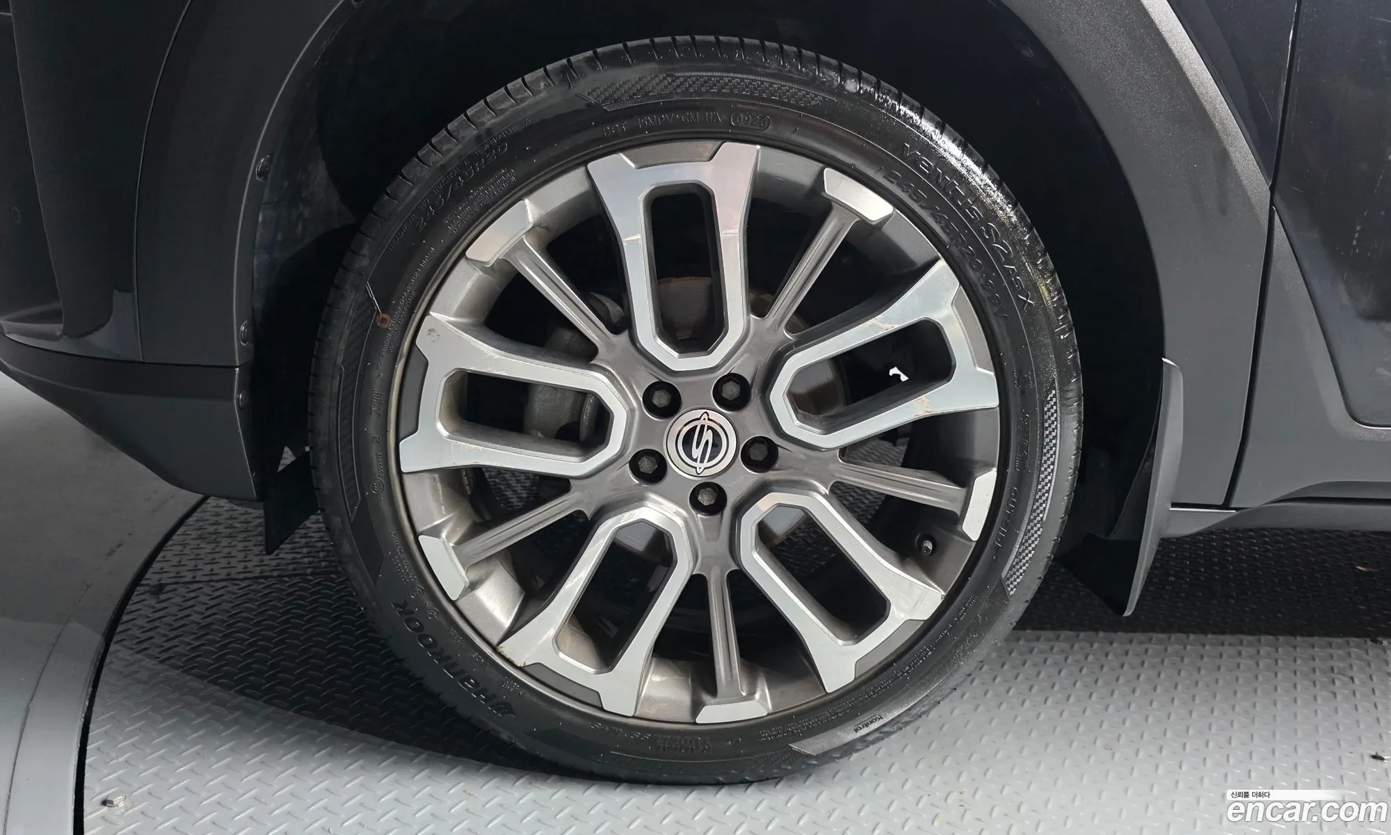 KG Mobility (SsangYong) Torres 2023 KPBPH3AT1PP040523 — 16