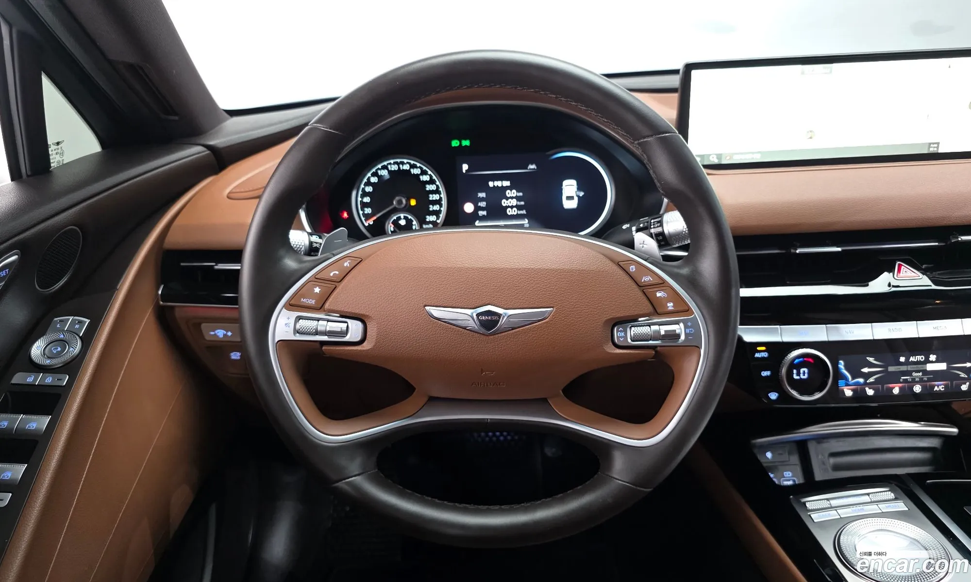 Genesis G80 2022 KMTGB41CDNU136790 — 3