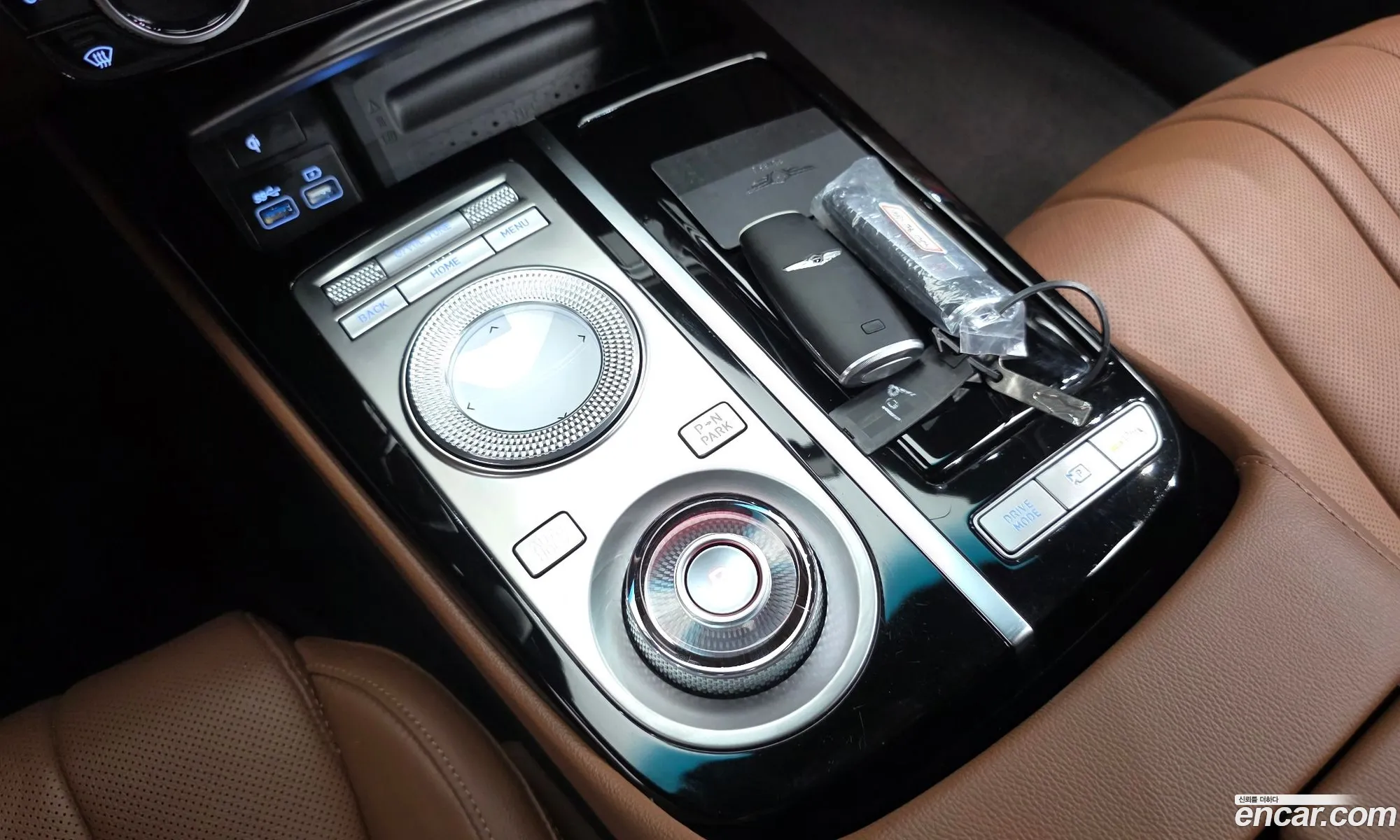 Genesis G80 2022 KMTGB41CDNU136790 — 2
