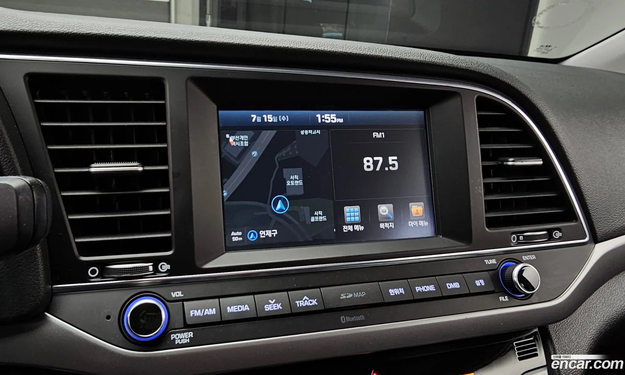 Hyundai Elantra AD 2017 — 11