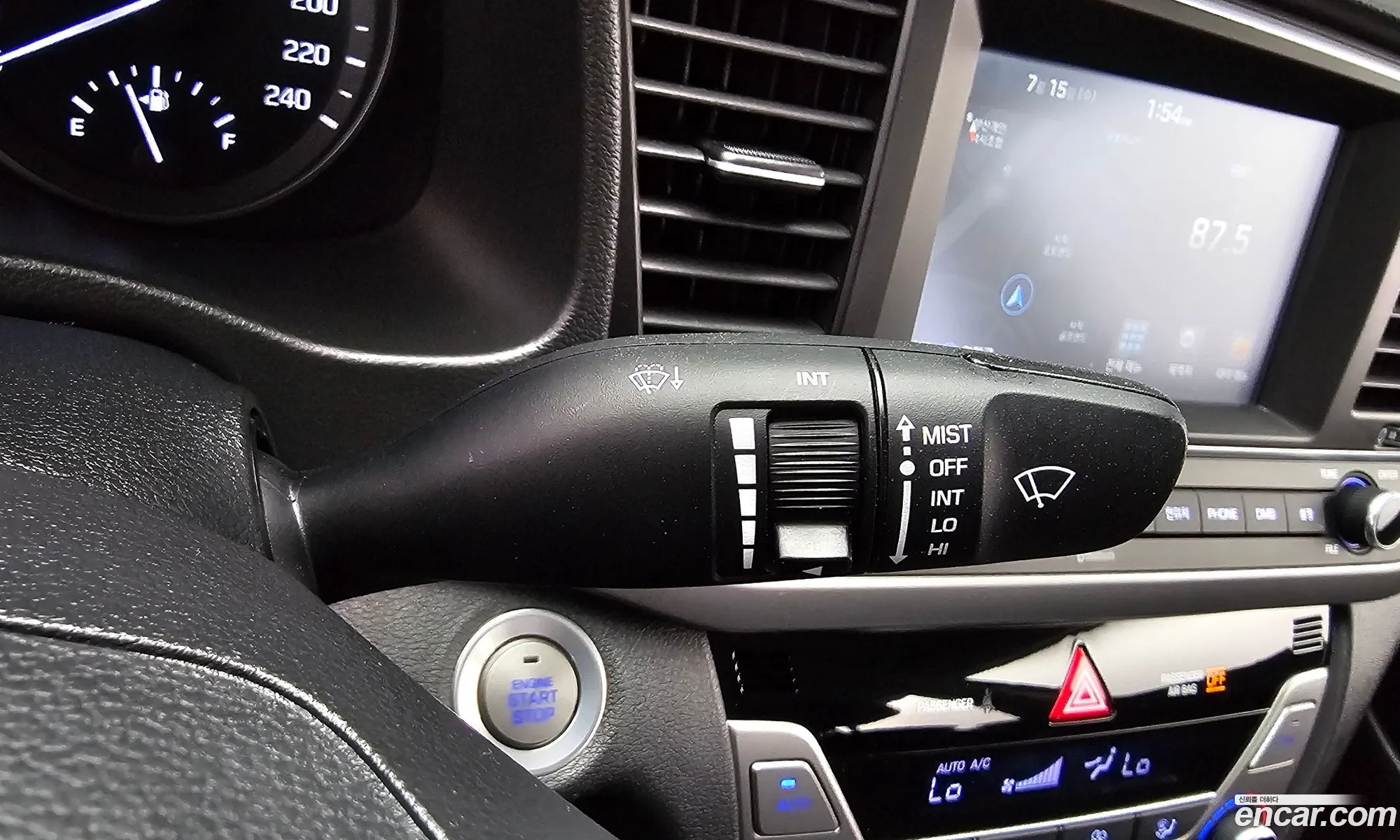 Hyundai Elantra AD 2017 — 6