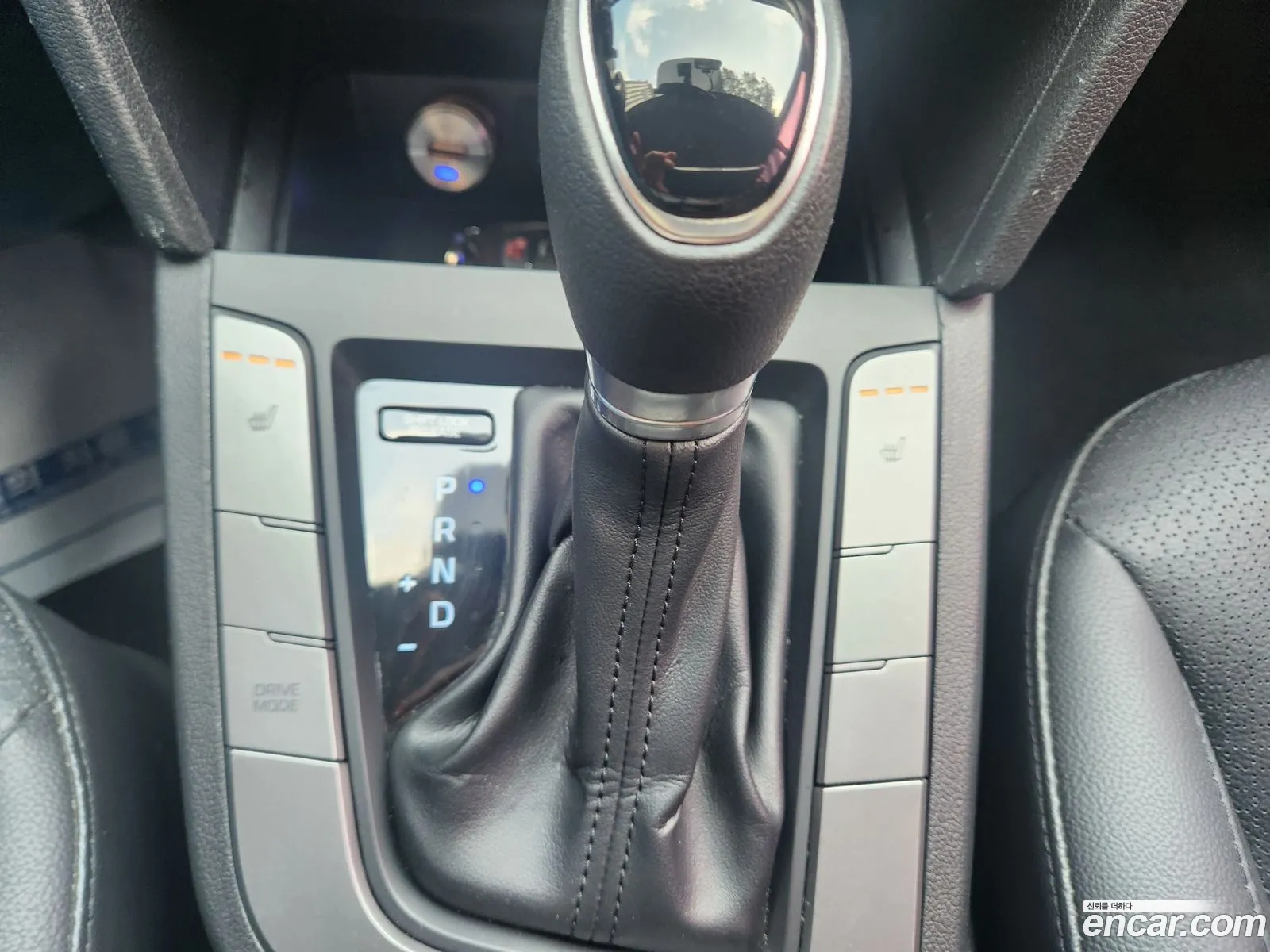 Hyundai Elantra AD 2018 — 16