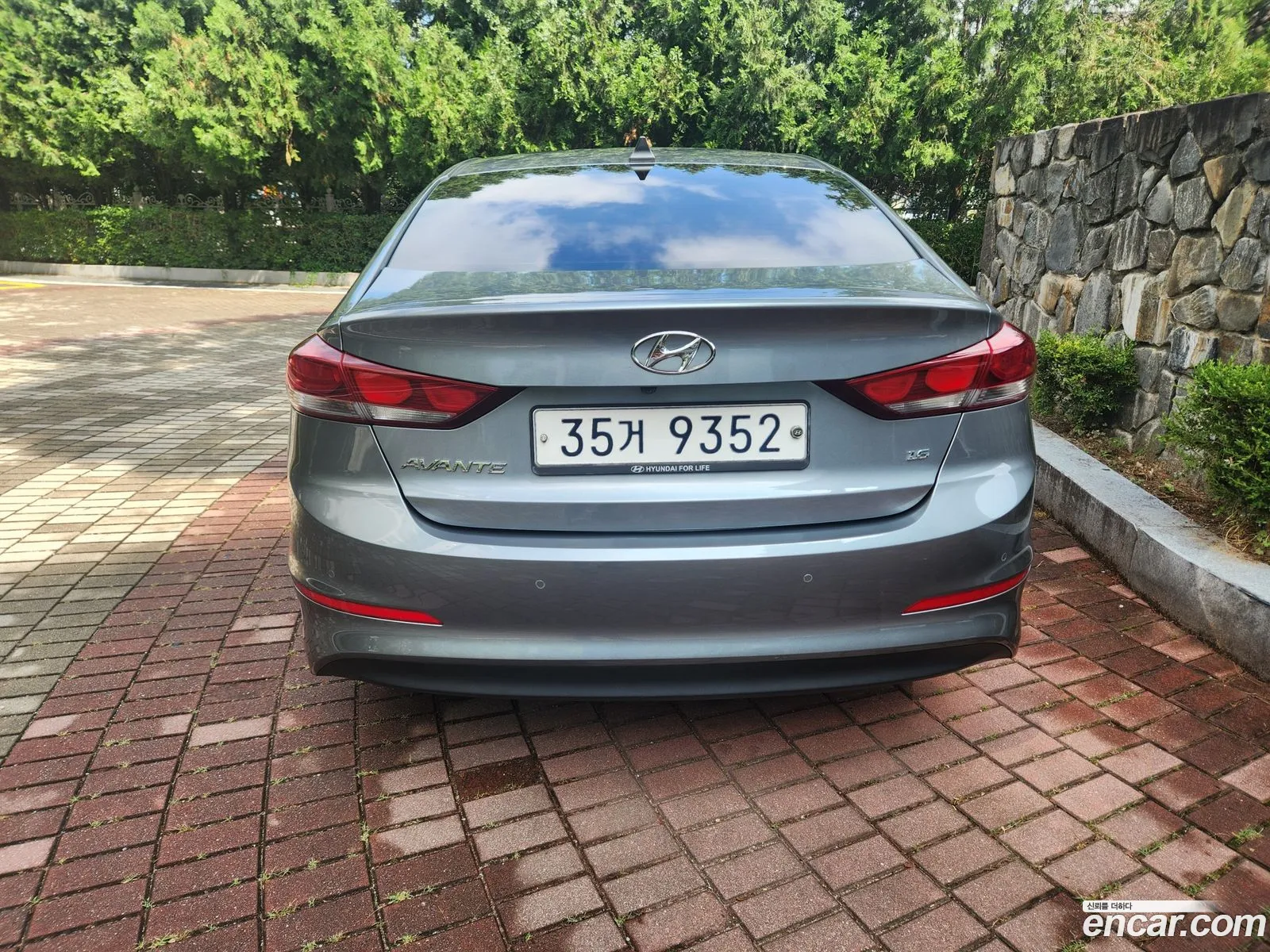Hyundai Elantra AD 2018 — 18