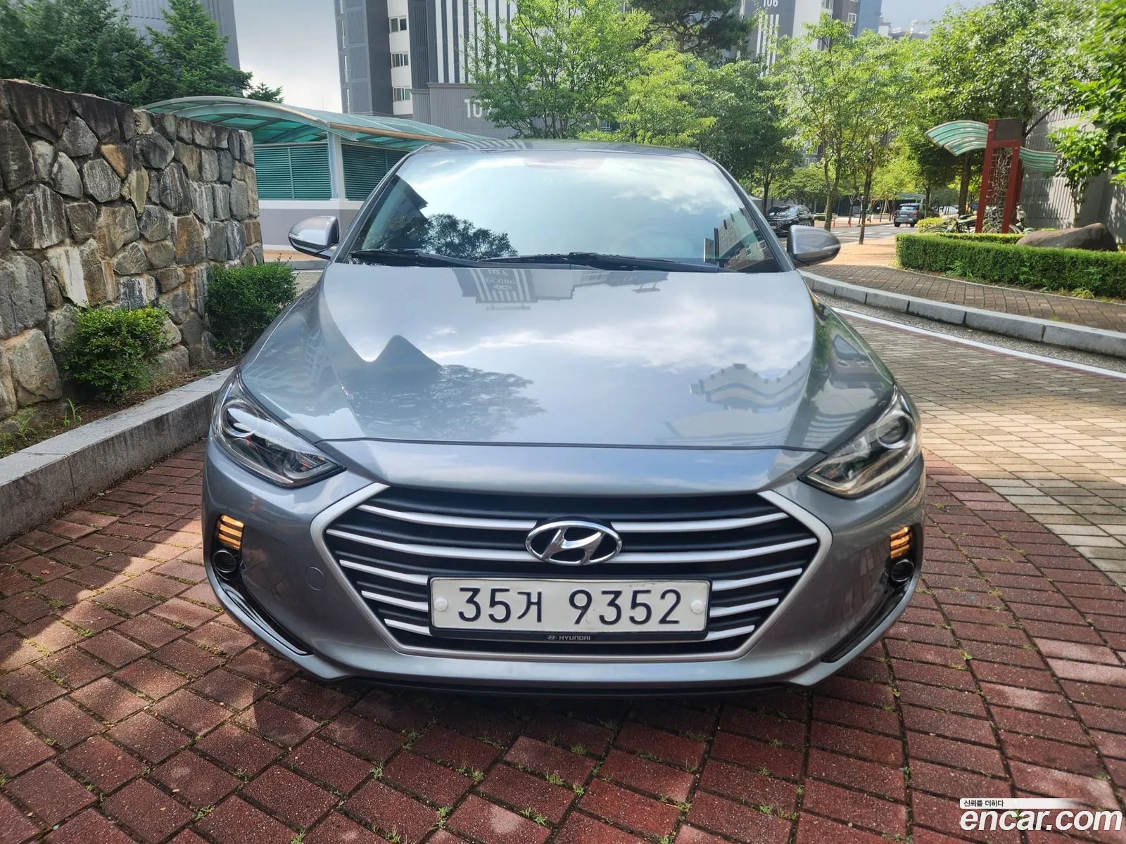 Hyundai Elantra AD 2018 — 13