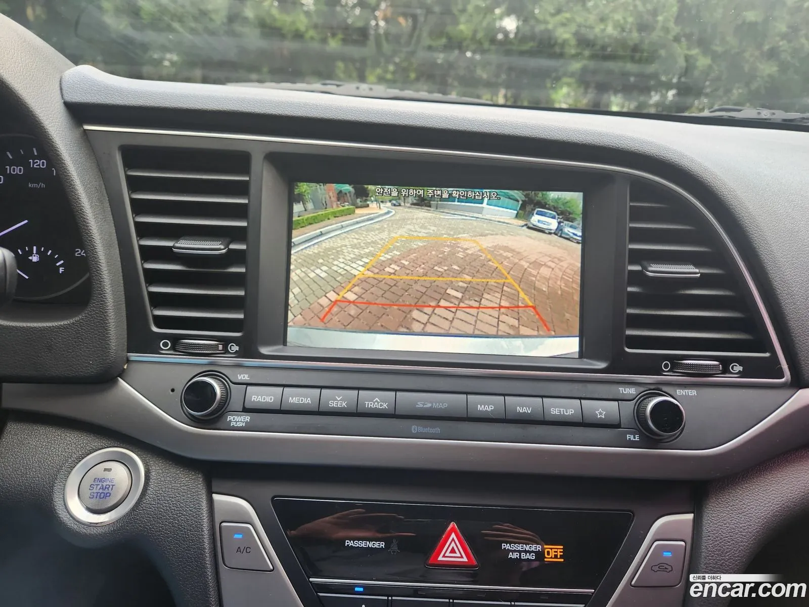 Hyundai Elantra AD 2018 — 9