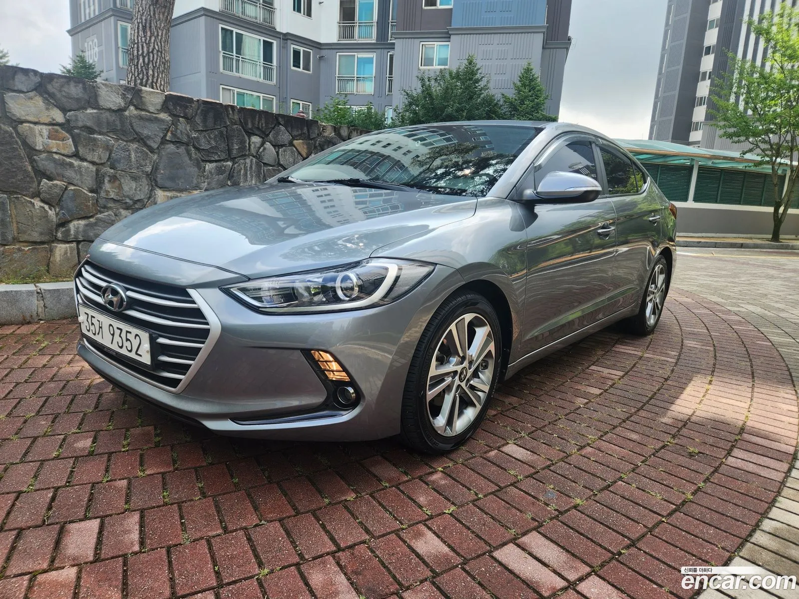 Hyundai Elantra AD 2018 — 19