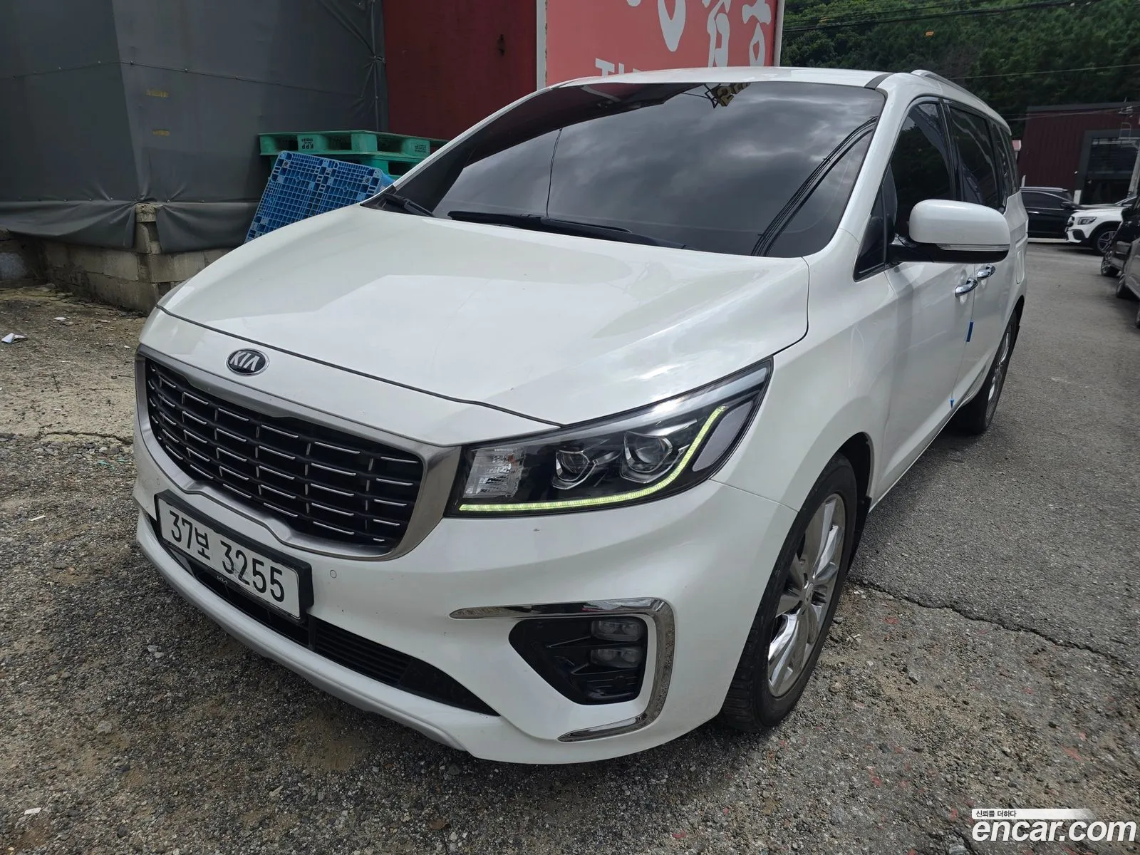 Kia Carnival 2019 — 4