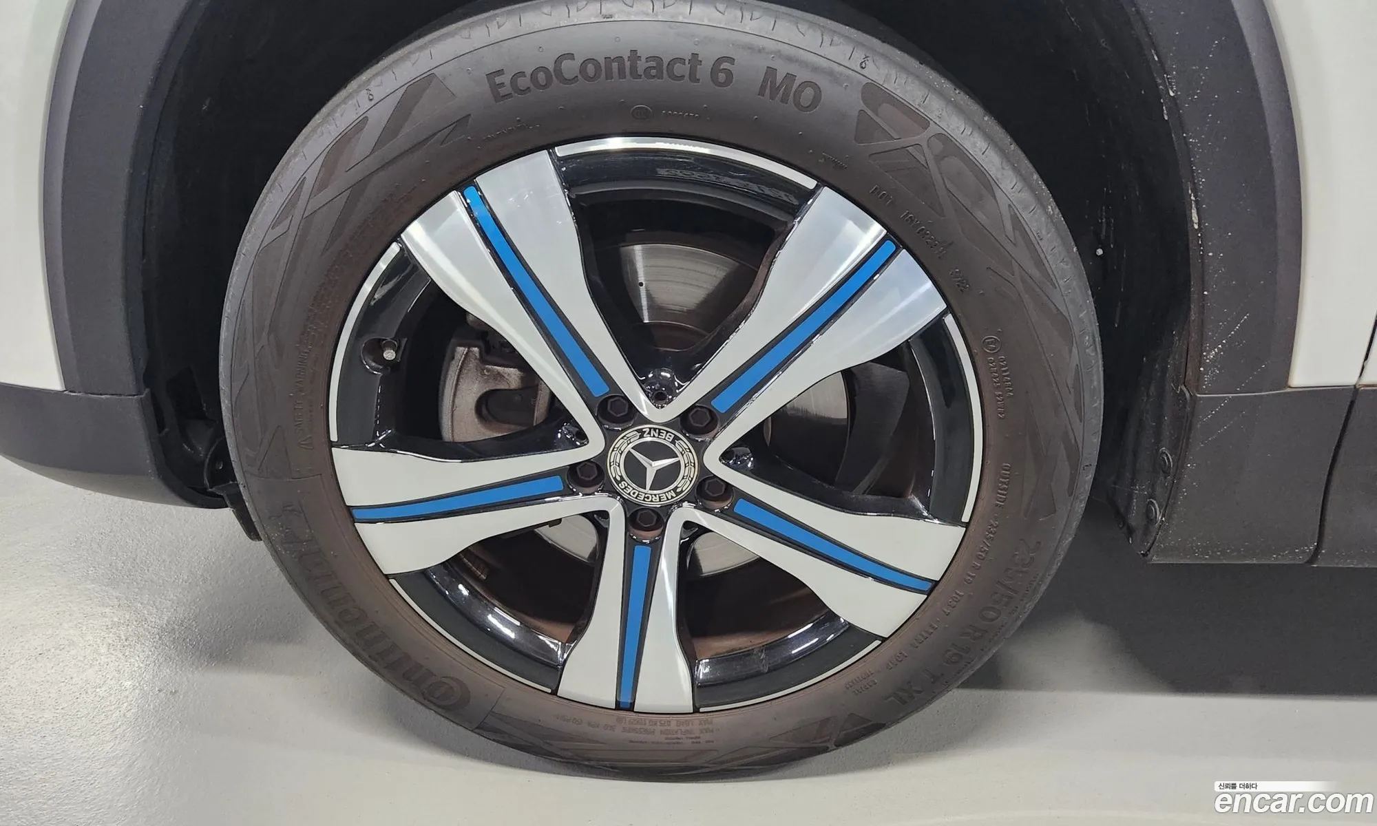 Mercedes-Benz EQB X243 2023 — 12